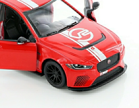 Jaguar XE SV Project 8 Scale 1:38 โมเดลรถเหล็ก (ปลีก-ส่ง)
