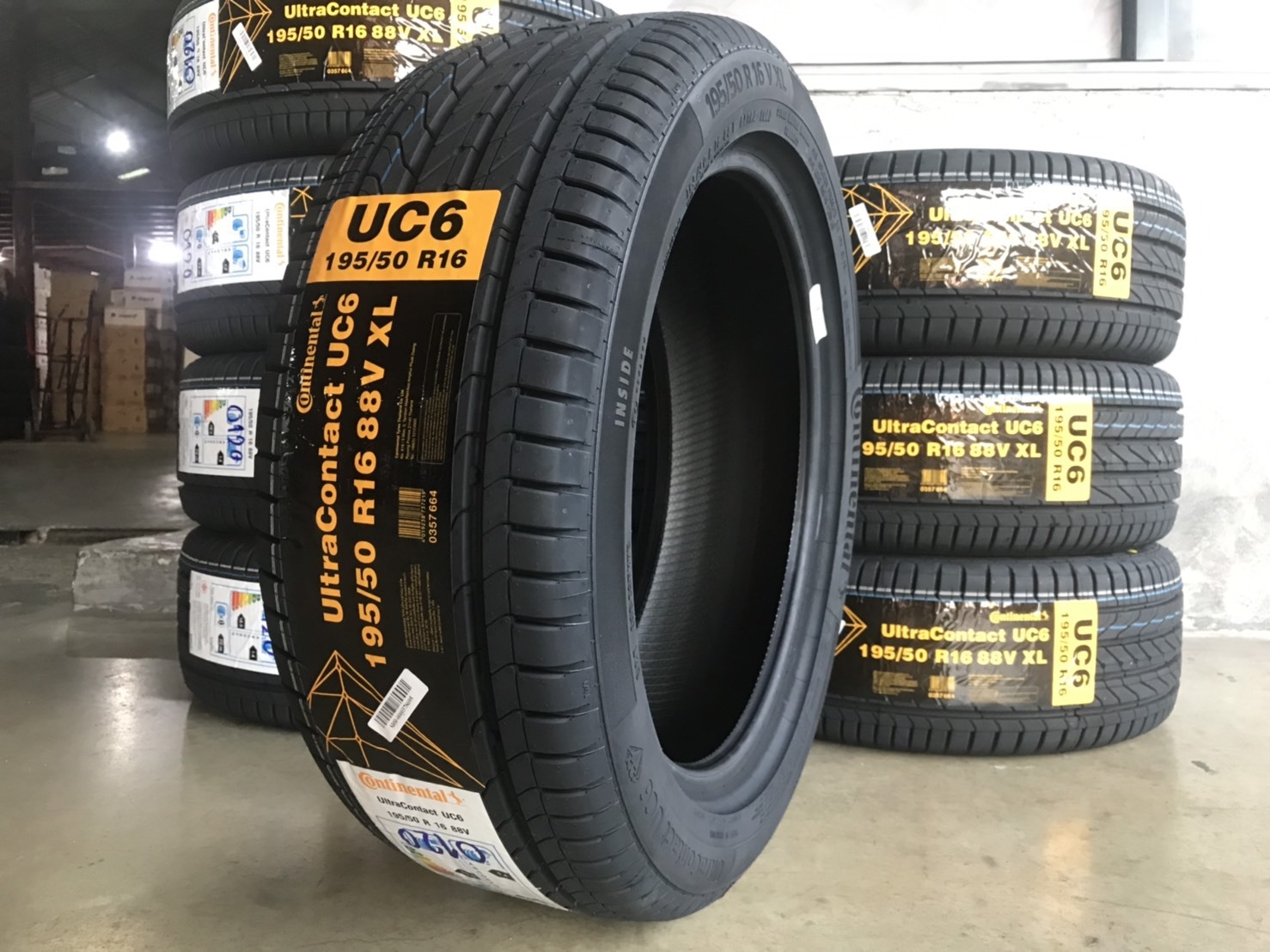 Continental UltraContact UC6 195/50R16 ยางใหม่ปี20 ราคาพิเศษ