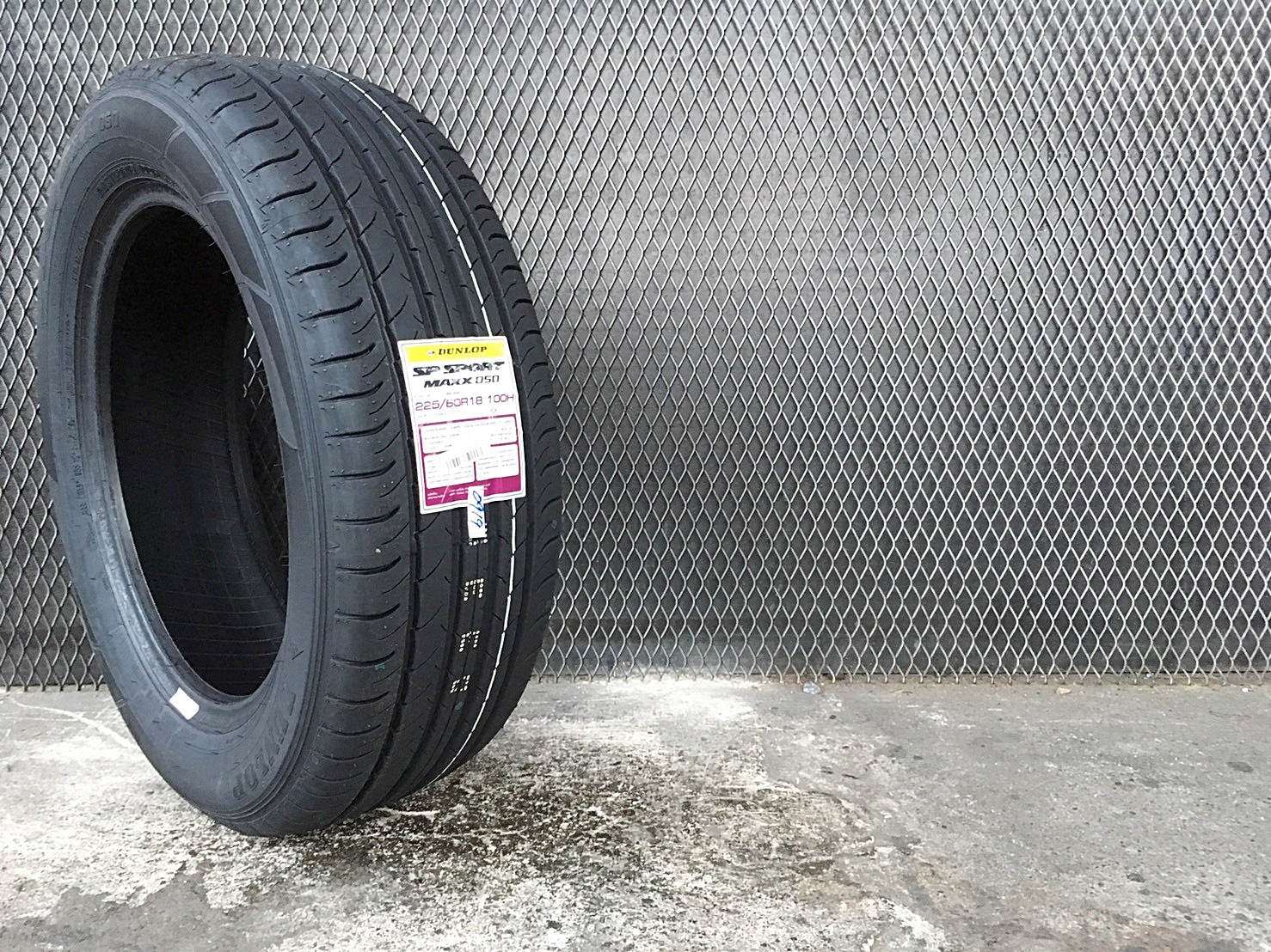 DUNLOP SP SPORT MAXX 050 225/60R18 ปี19 ยางสำหรับรถSUV