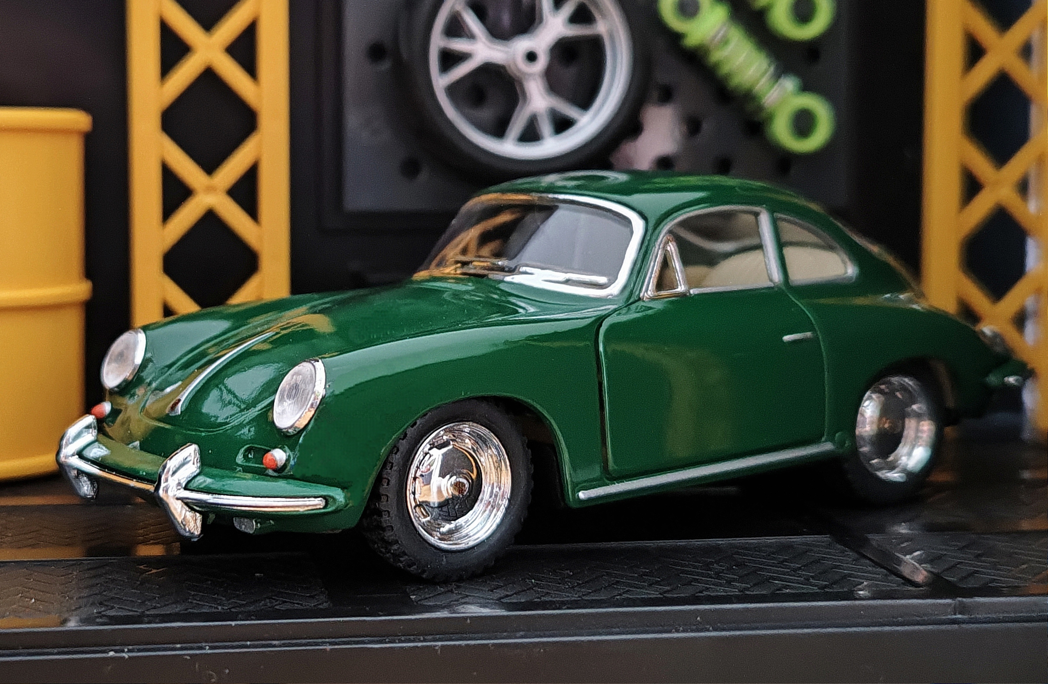 Porsche 356 B Carrera 2 โมเดลรถเหล็ก (ปลีก-ส่ง)