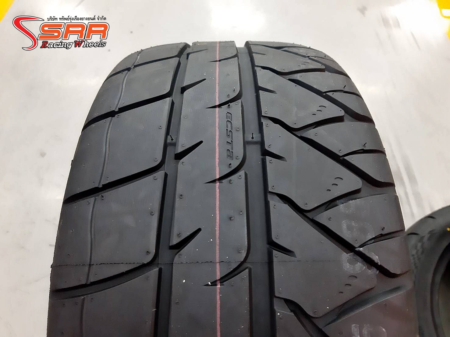 KUMHO ECSTA V720 205/50R15 ยางเกาหลี Semi Soft ราคาพิเศษ