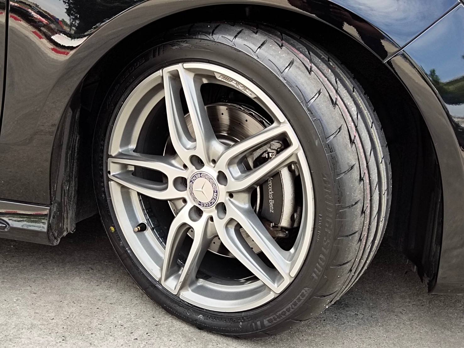 BRIDGESTONE Potenza Adrenalin RE003 225/40R18 ยางใหม่ปี20 ราคาพิเศษ