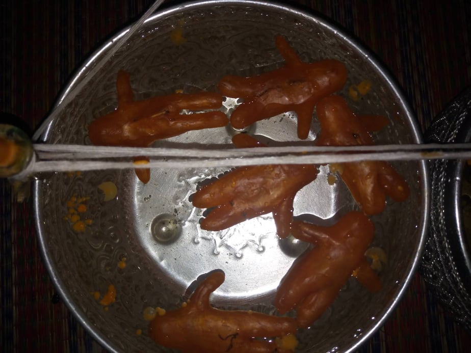 หุ่นเสน่ห์ยาแฝดเรียกคู่ อาจารย์เขมร