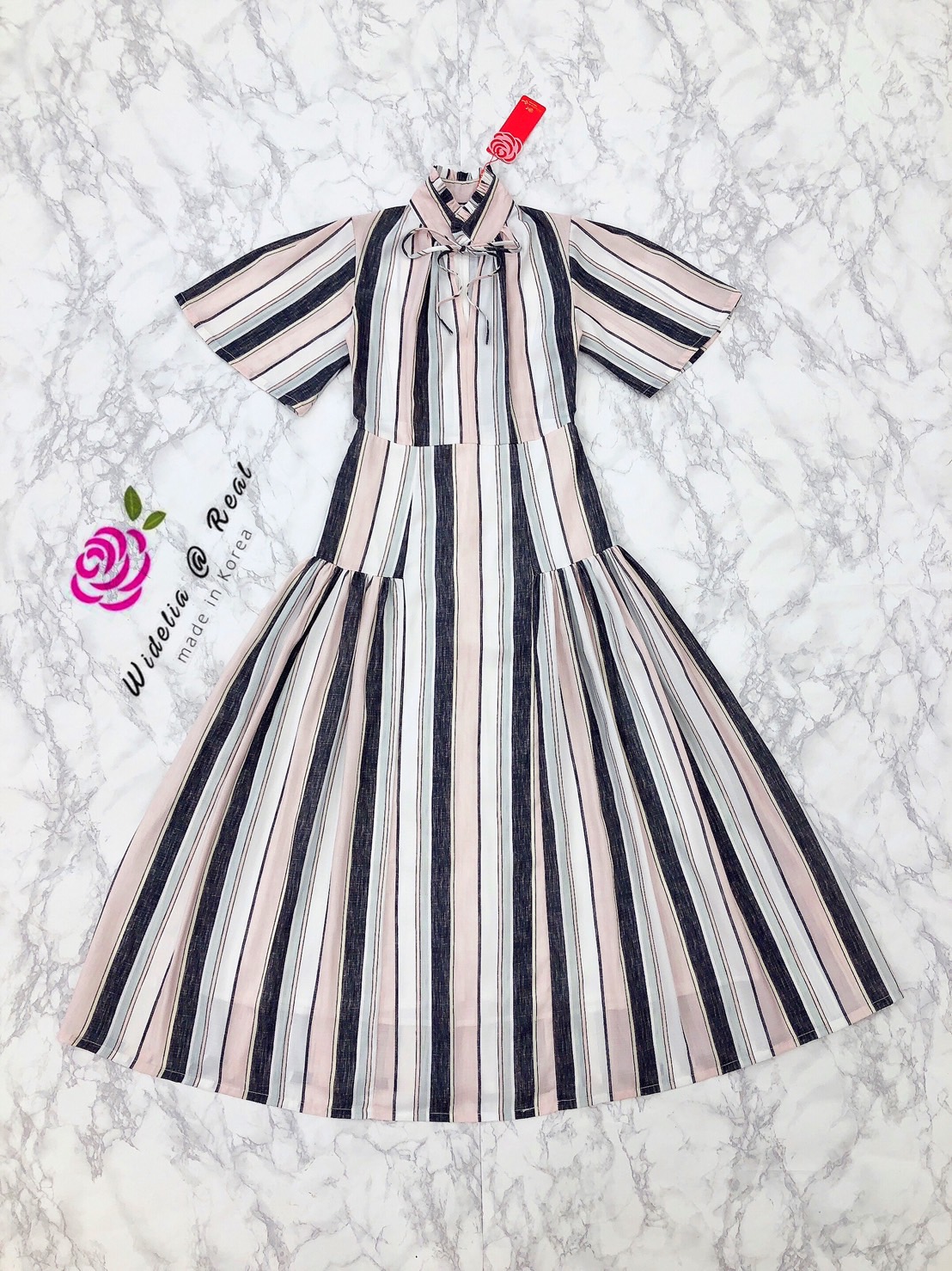 PP Maxi Dress แม็กซี่เดรสตัวยาวแขนบานแสนสวย