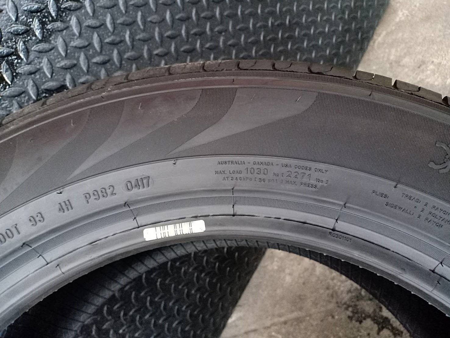 PIRELLI SCORPION VERDE R-F 255/55R18 ยางรันแฟลท ลดราคาพิเศษ