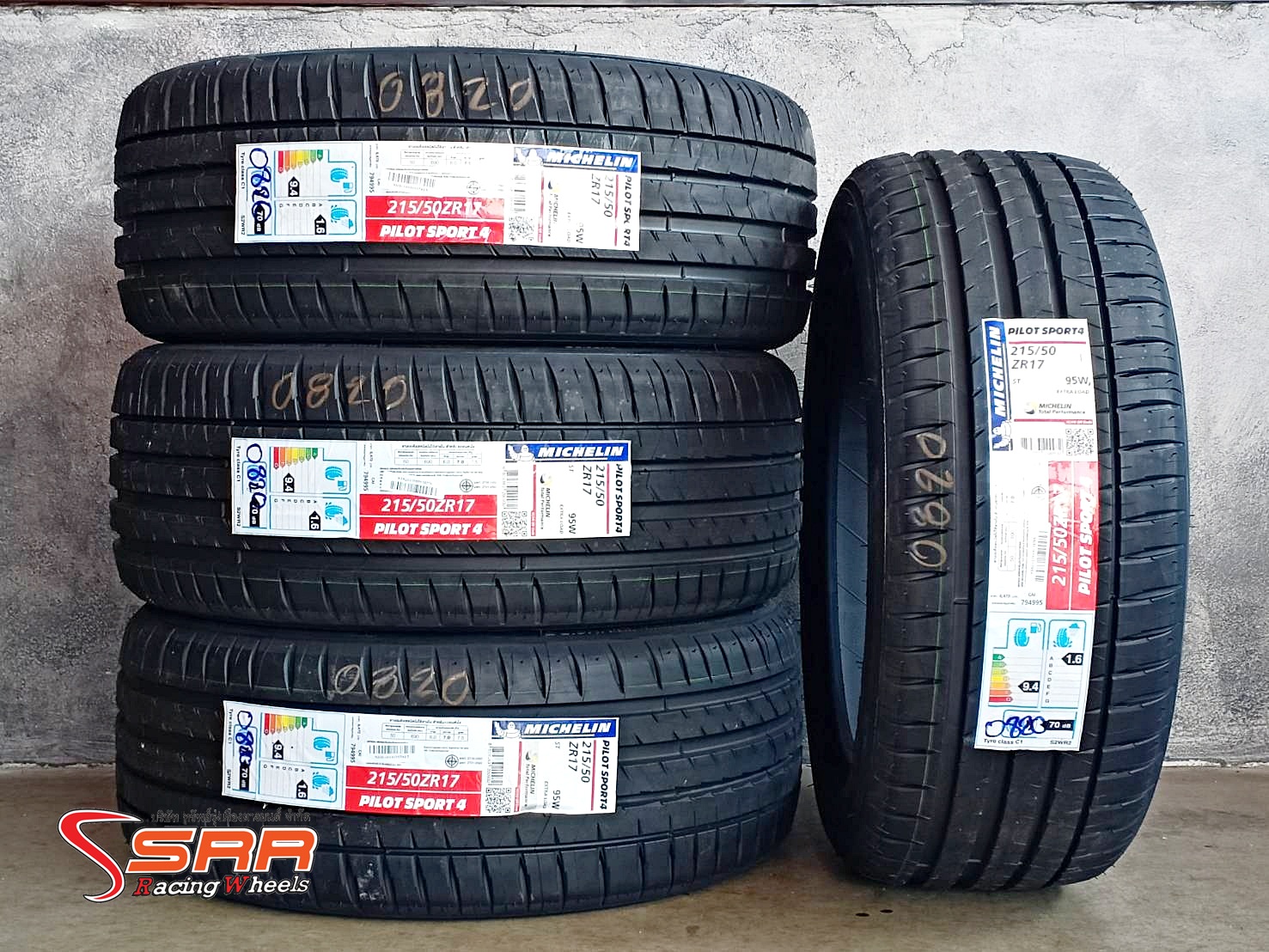 MICHELIN PILOT SPORT4 215/50ZR17 ยางใหม่ราคาพิเศษ