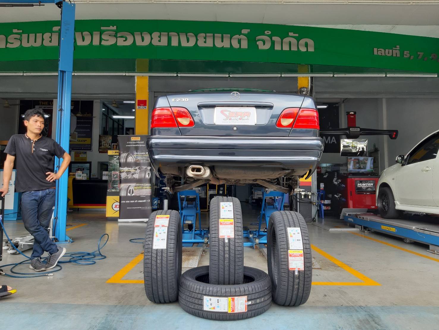 DUNLOP LM705 215/55R17 ยางปี20 ราคาพิเศษ