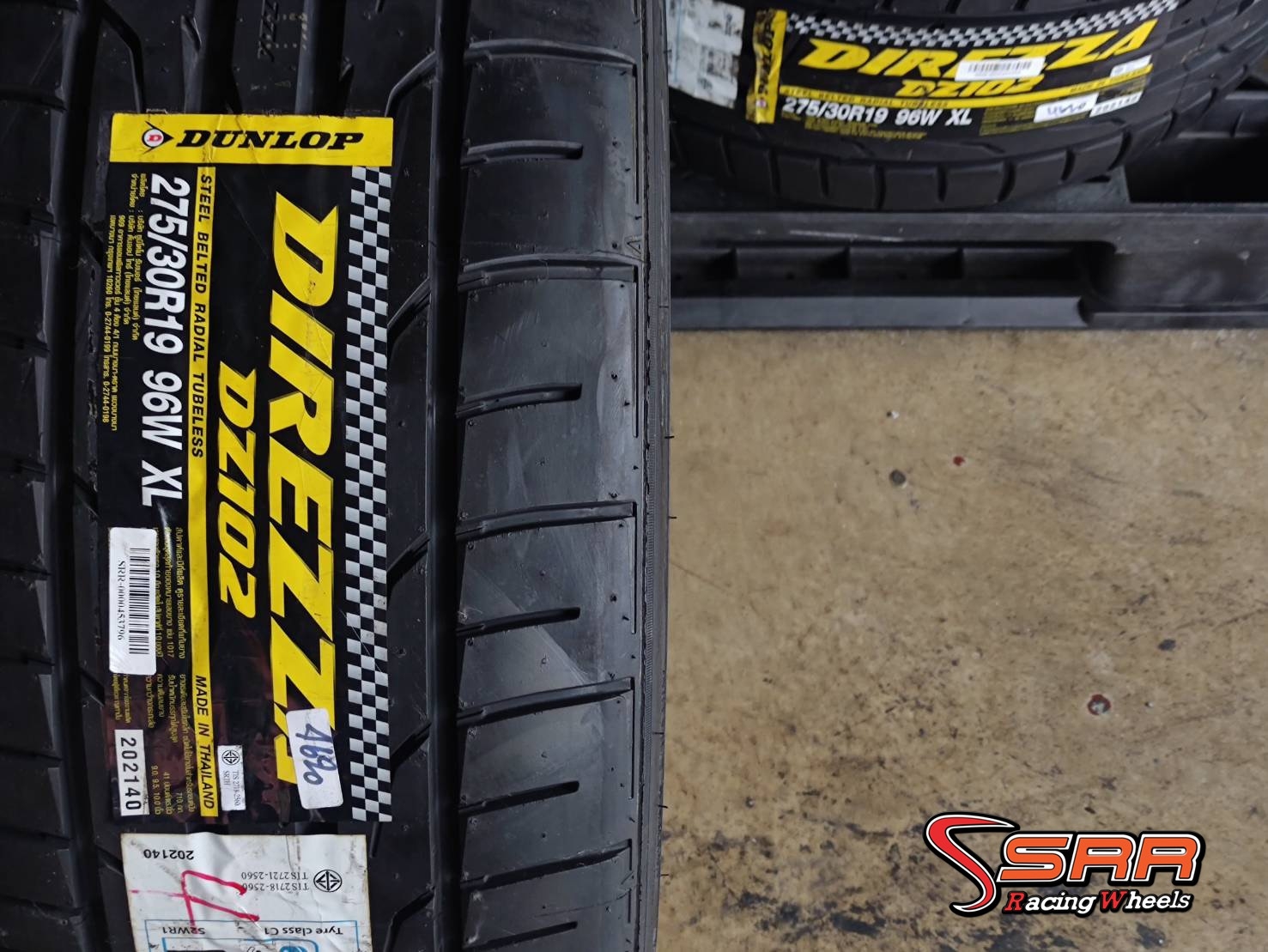 DUNLOP DIREZZA DZ102 275/30R19 ยางใหม่ปี20 ลดราคาพิเศษ