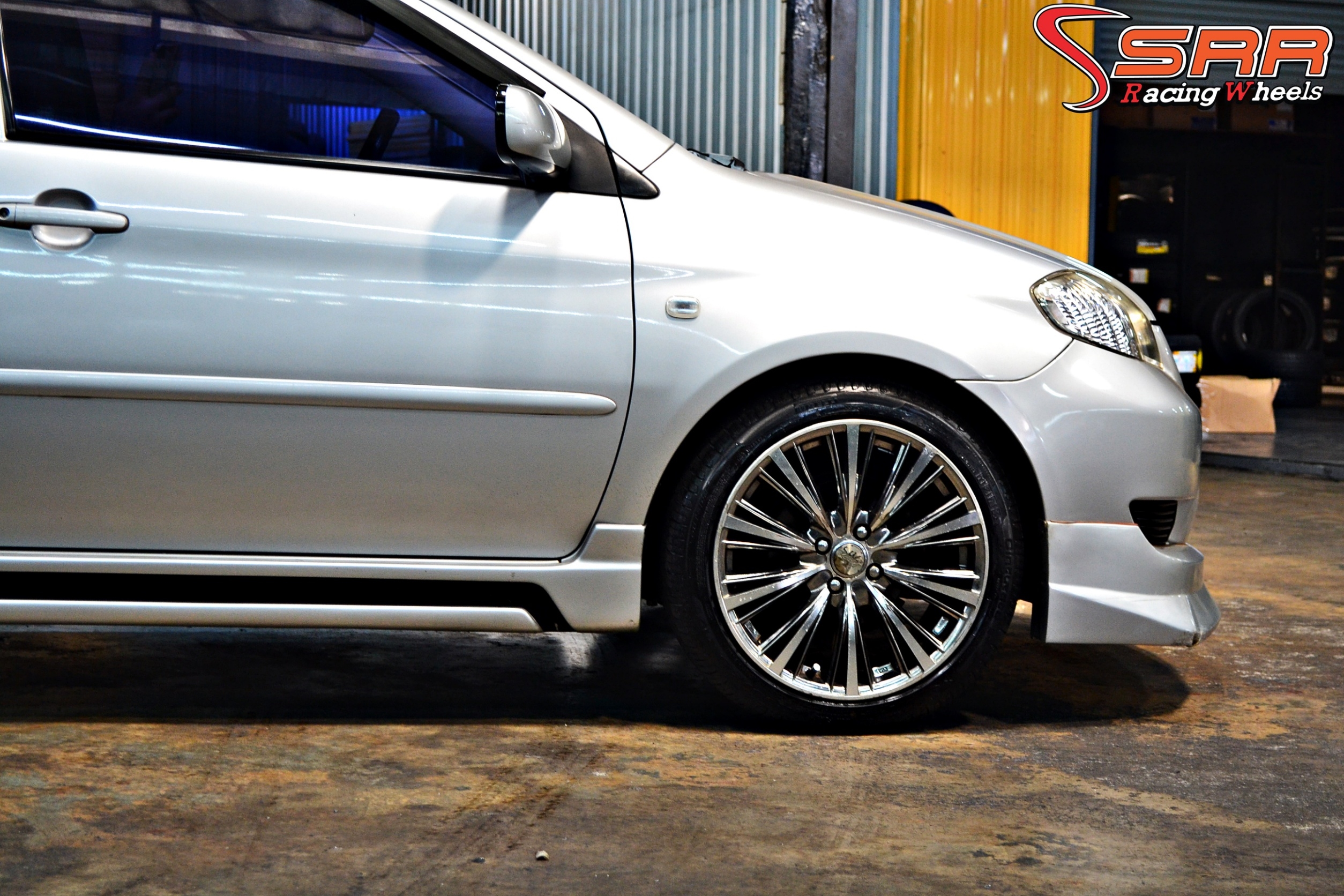 PIRELLI CINTURATO P7 R-F 205/45R17 ยางรันแฟลท ลดราคาพิเศษ