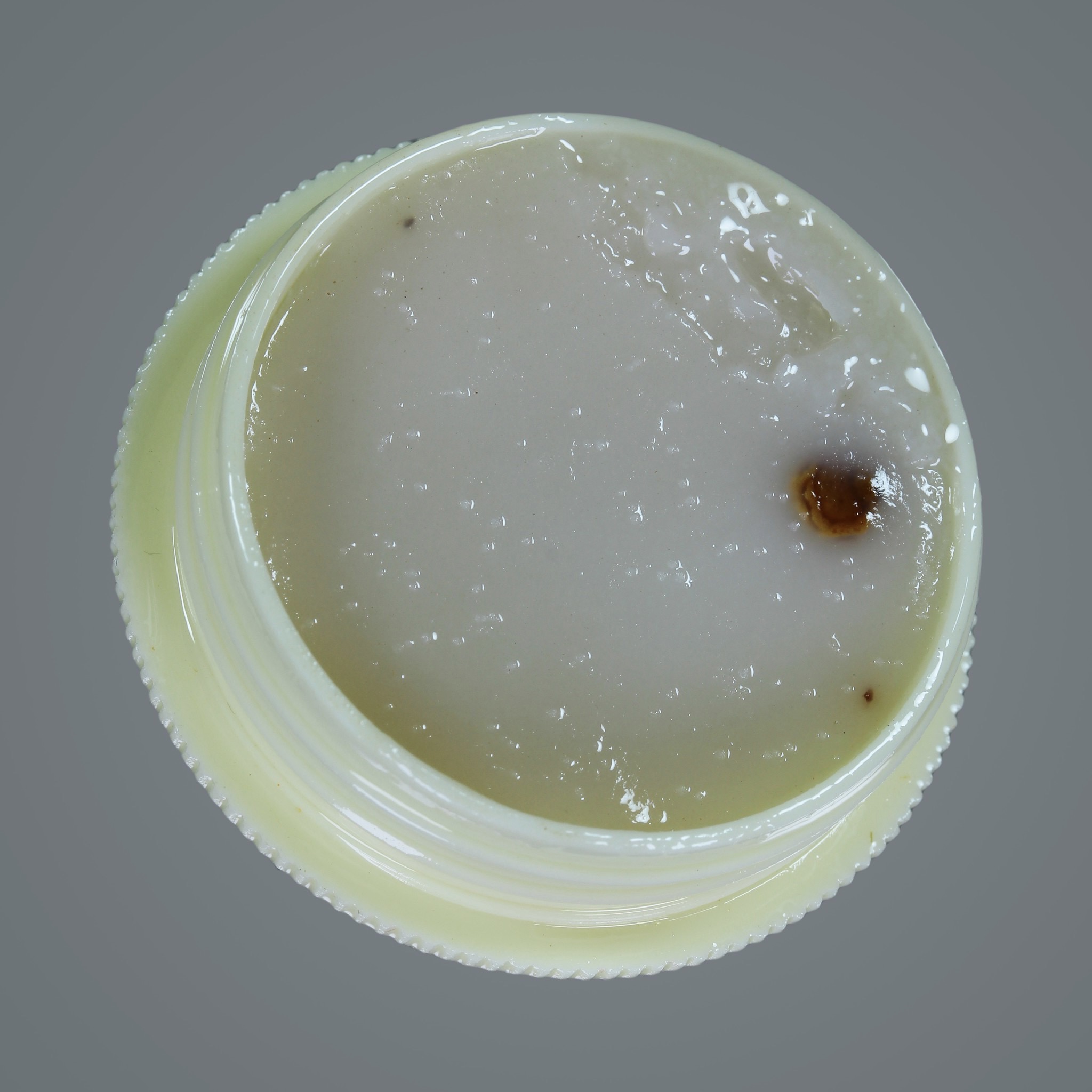 สีผึ้งยาแฝดลำโพง อาจารย์เขมร (FLT)