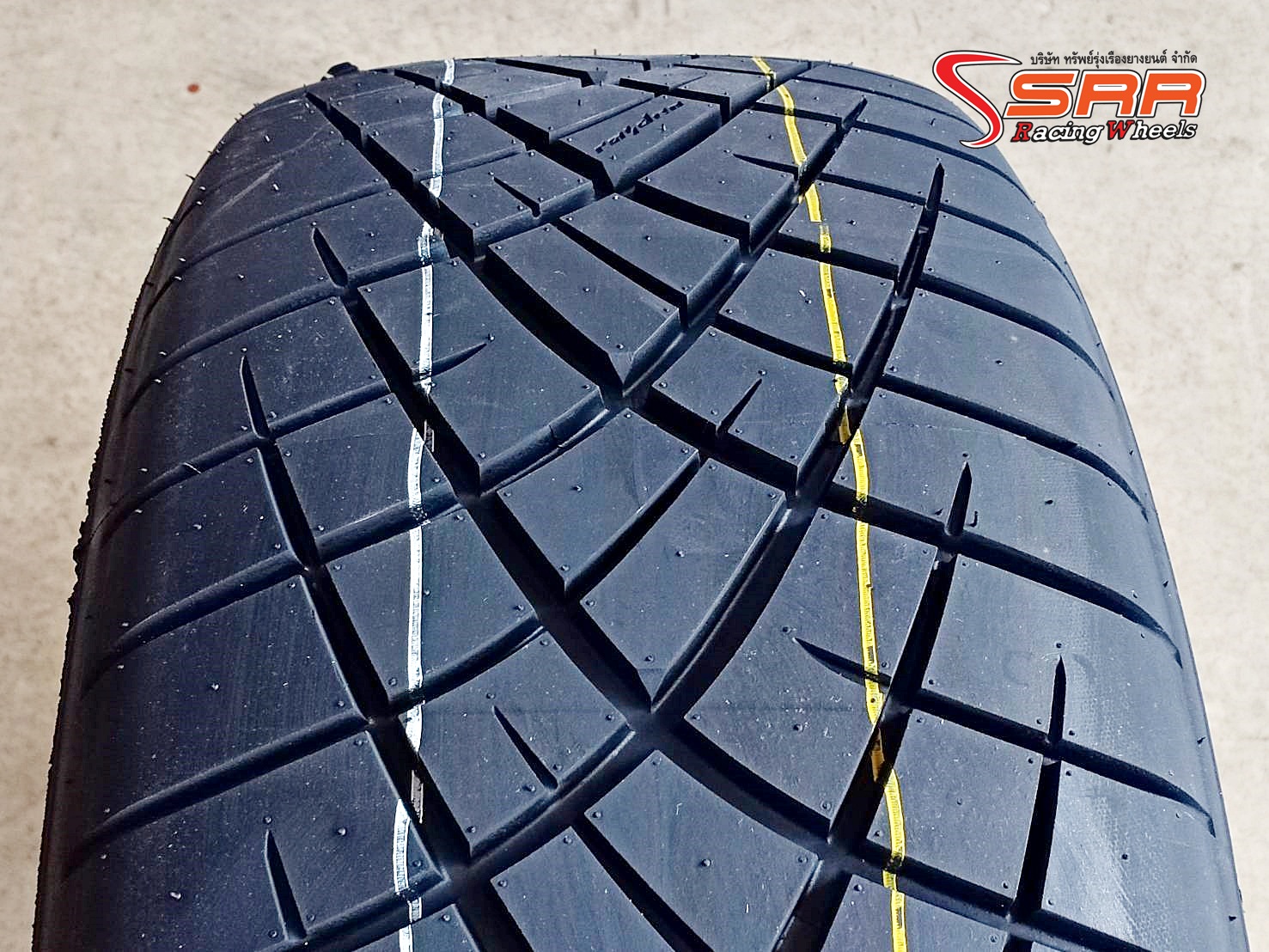 RAIDEN HERO R111 255/50R18 ยางขอบขาว ปี2020 ราคาพิเศษ