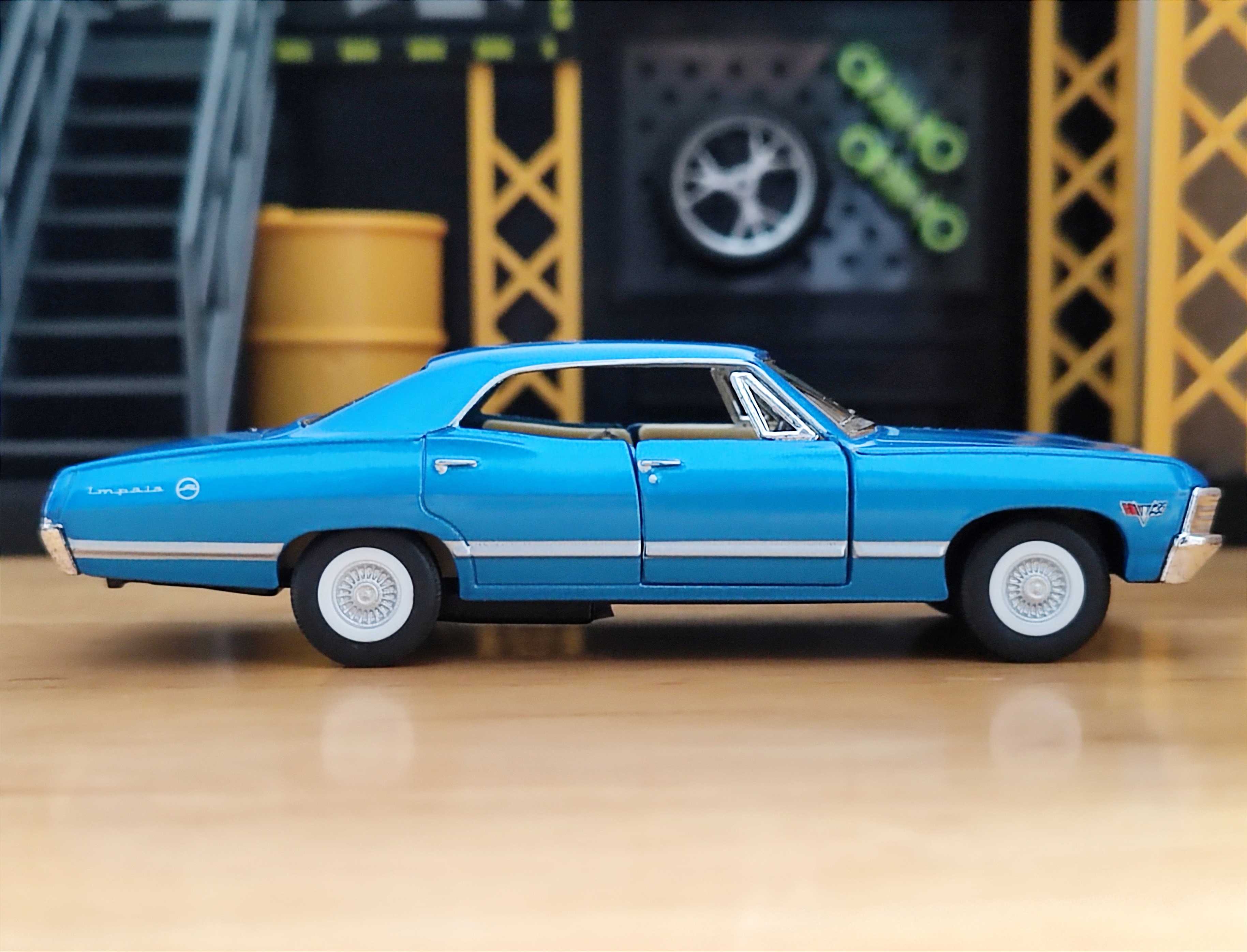 1967 Chevrolet Impala โมเดลรถเหล็ก (ปลีก-ส่ง)