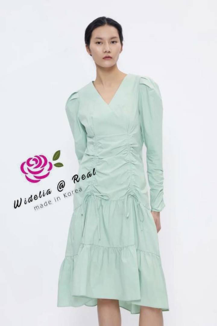 ZARA Dress เดรสตัวยาวแขนยาวเย็บหย่น