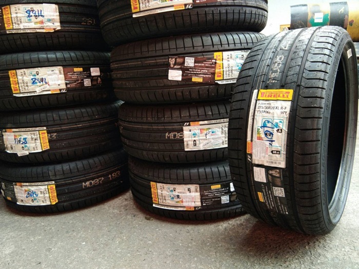PIRELLI P ZERO PZ4 RUNFLAT (MOE) 275/30R20
