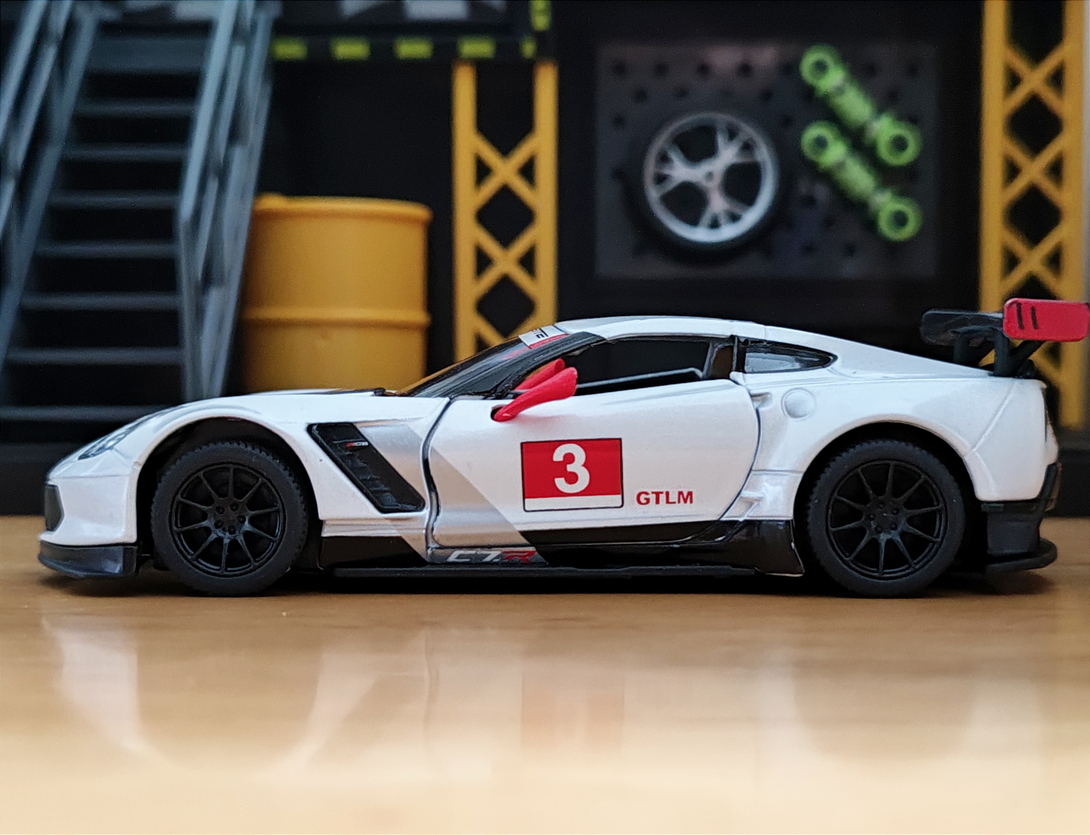 Corvette C7R โมเดลรถเหล็ก (ปลีก-ส่ง)