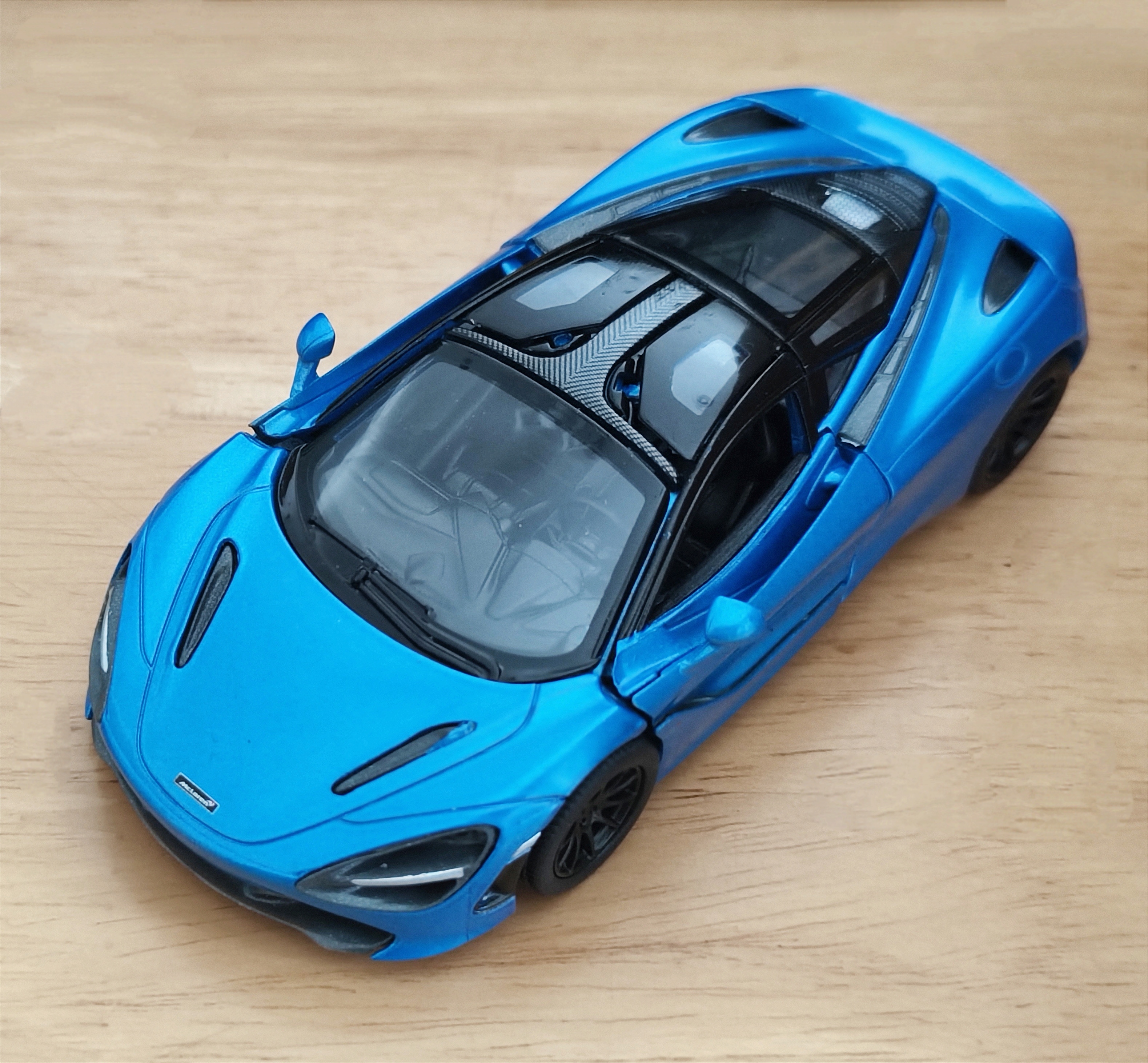 McLaren 720s Scale 1:36 โมเดลรถเหล็ก (ปลีก-ส่ง)