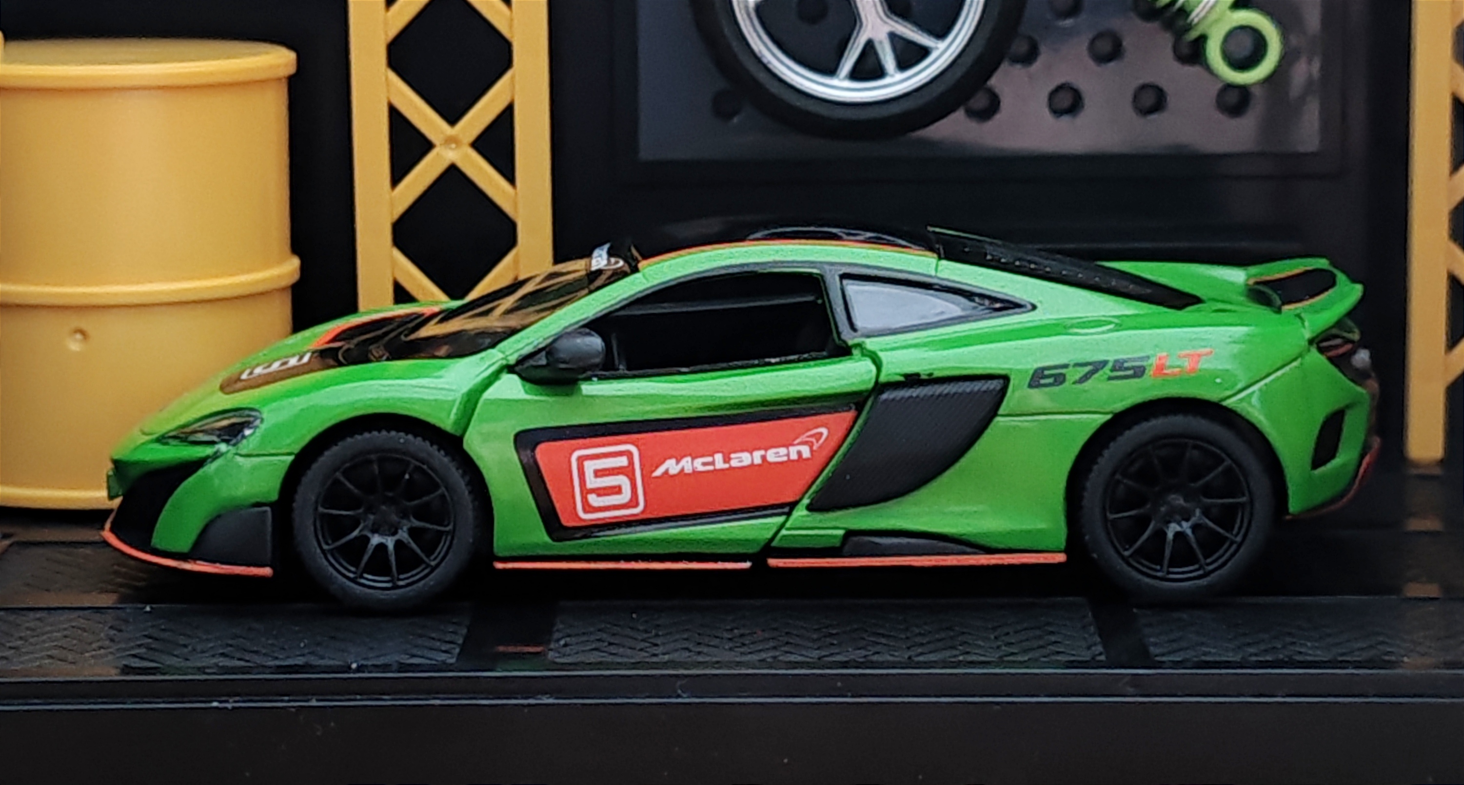 McLaren 675LT Scale 1:36 โมเดลรถเหล็ก (ปลีก-ส่ง)