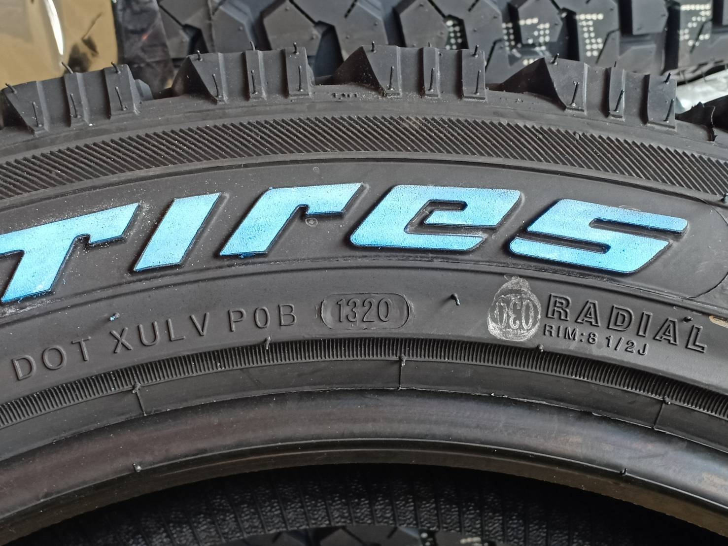 RAIDEN MONSTER AT-1 265/50R20 ยางปี20 ราคาพิเศษ