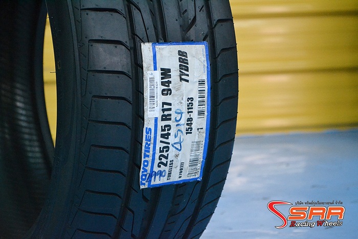 TOYO DRB 225/45R17 ปี14 เส้นละ 1,750 บาท