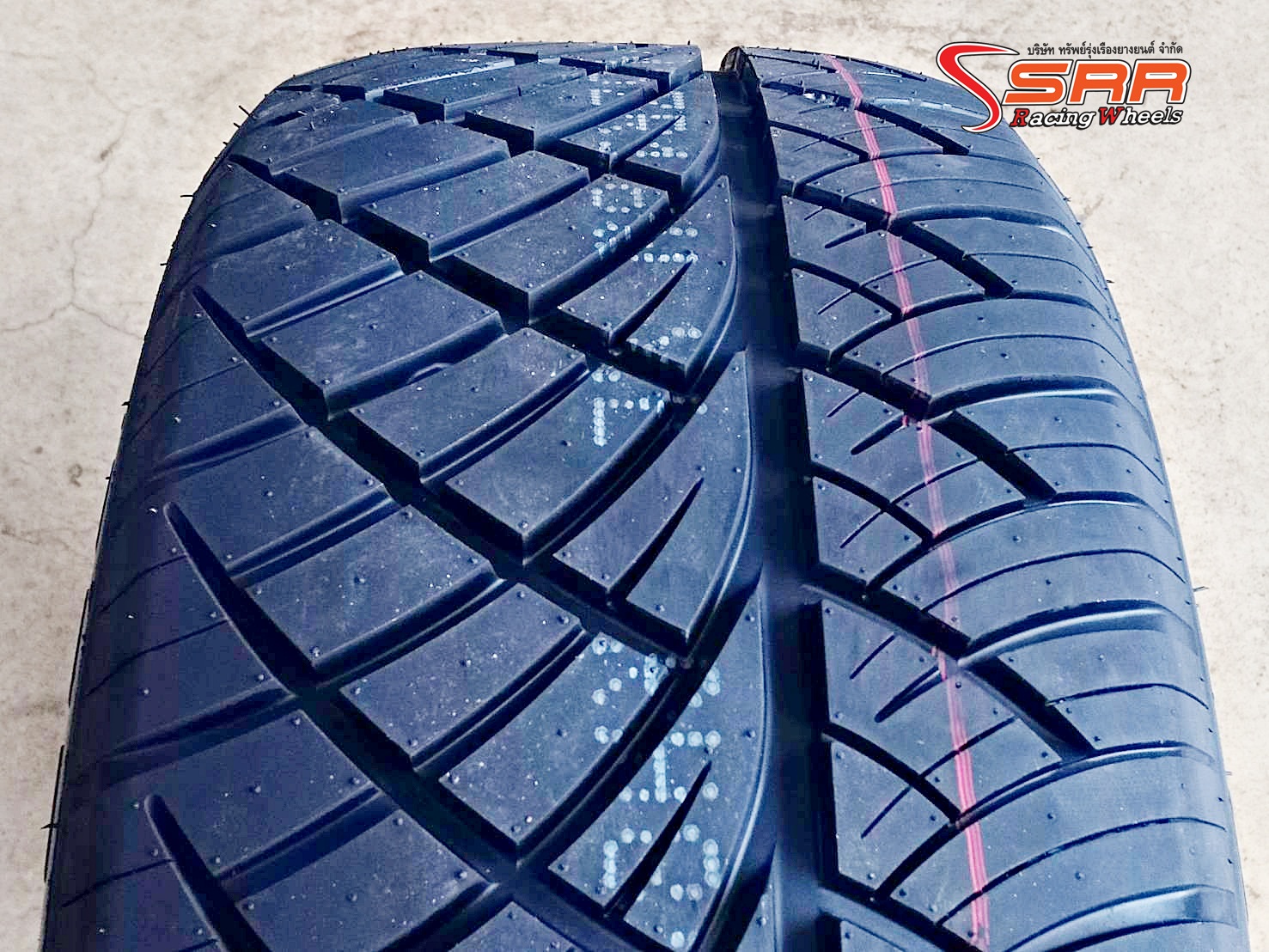 REACO RH888 245/45ZR18 ยางปี20 ลดราคาพิเศษ