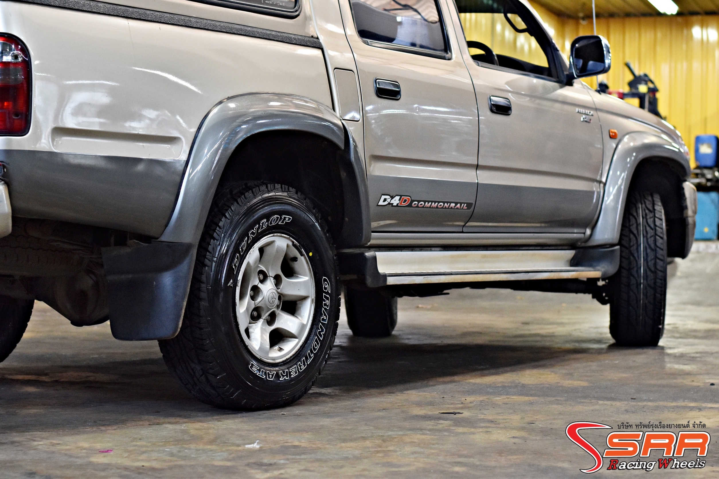 DUNLOP GRANDTREK AT3 30x9.5R15 ยางปี19 ลดราคาพิเศษ