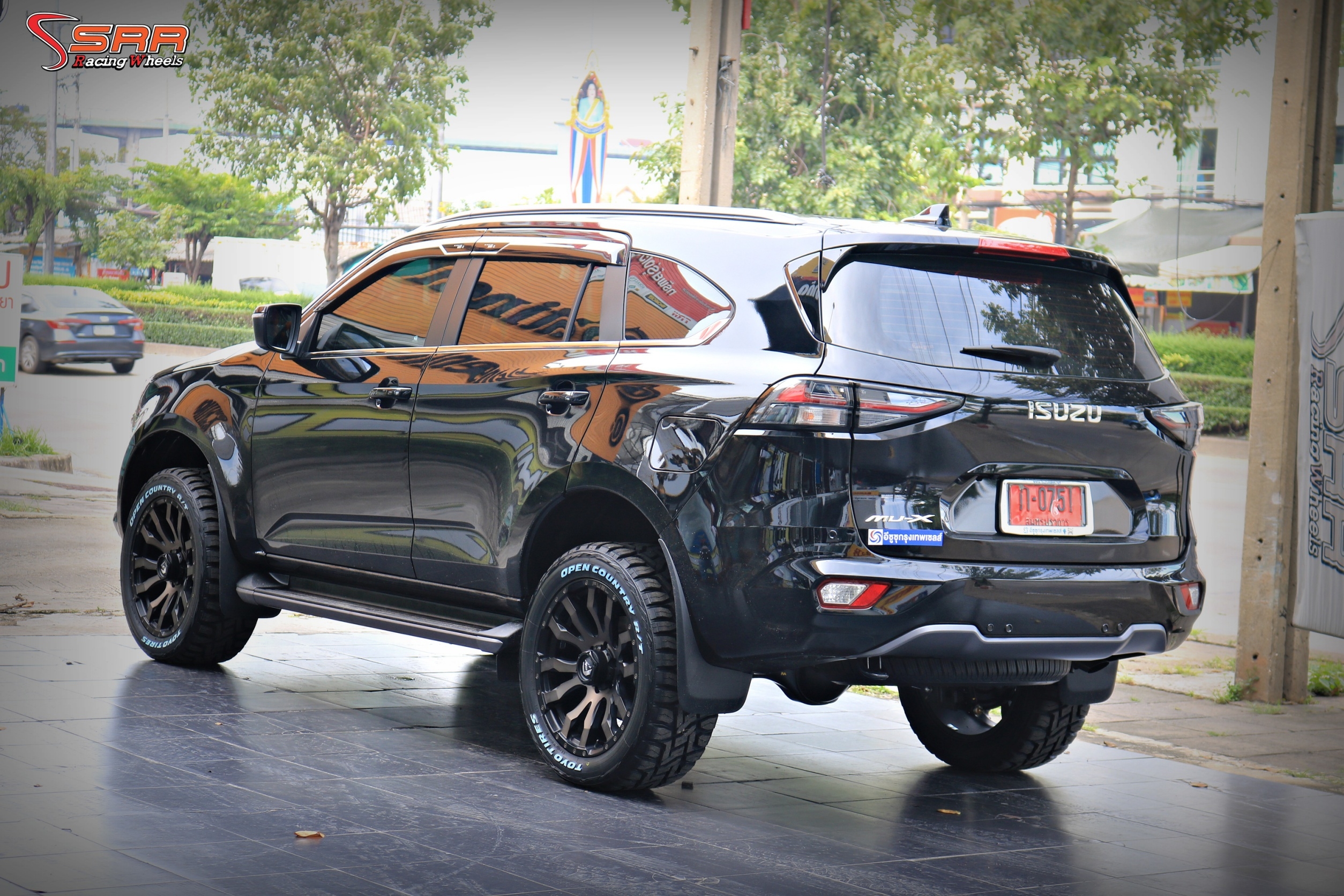 FUEL BLITZ ขอบ20 พร้อมยางTOYO ติดตั้งรถ ISUZU MU-X