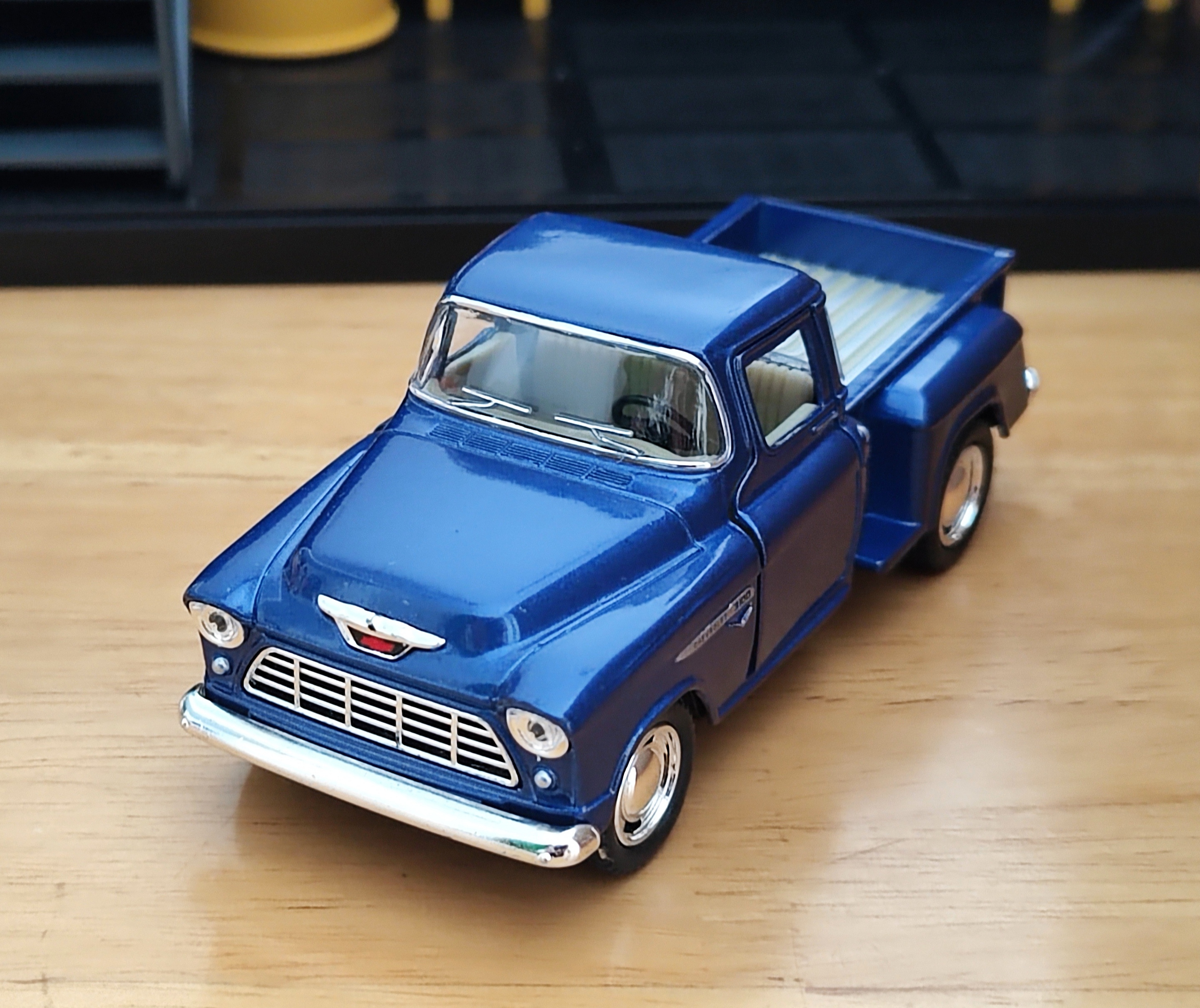 1955 Chevy Stepside Pickup โมเดลรถเหล็ก รถกระบะ chevy Scale 1:32 (ปลีก-ส่ง)