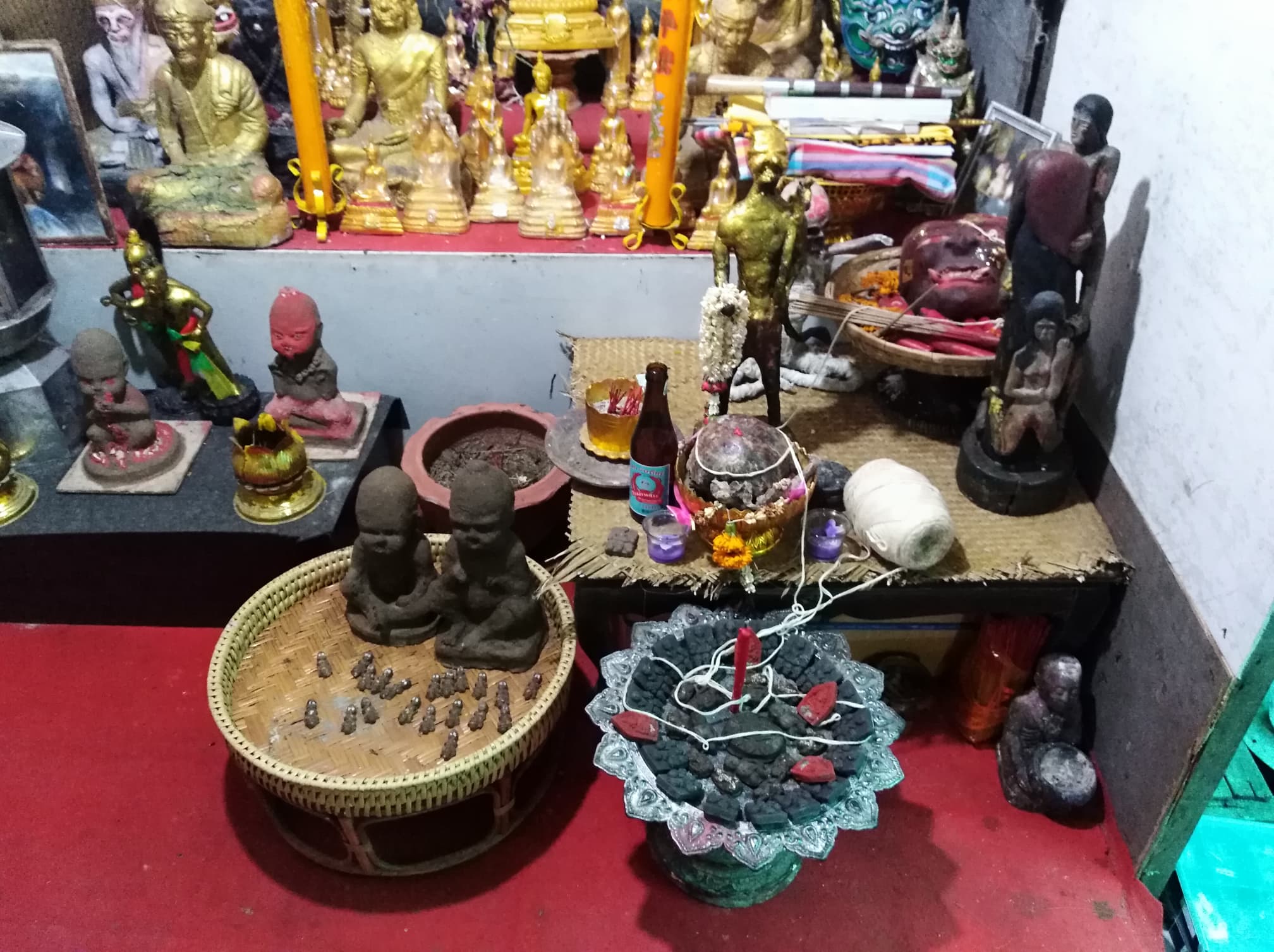 รวมเครื่องราง อาจารย์ถม สายพราย