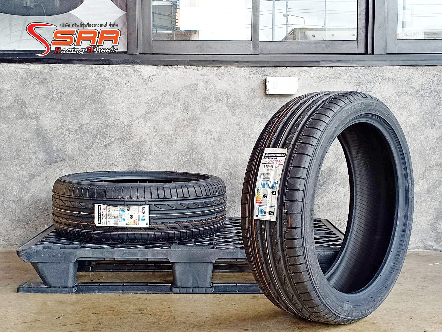 BRIDGESTONE S001 หน้า215/45R20 หลัง245/40R20 ยางสำหรับใส่รถBMW i8