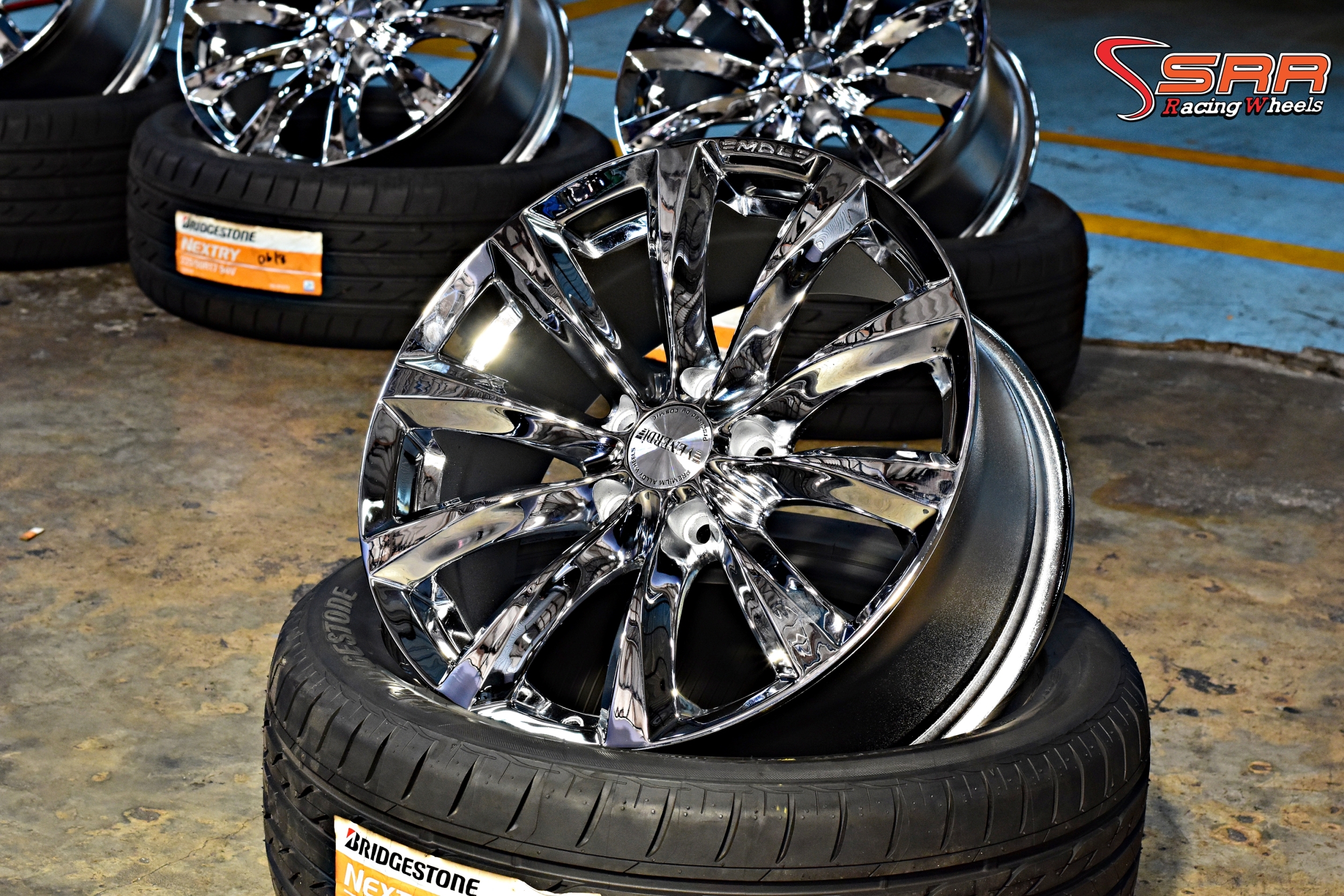 VENERDI F20K48 ขอบ17 ET42 5x114.3 CHROME