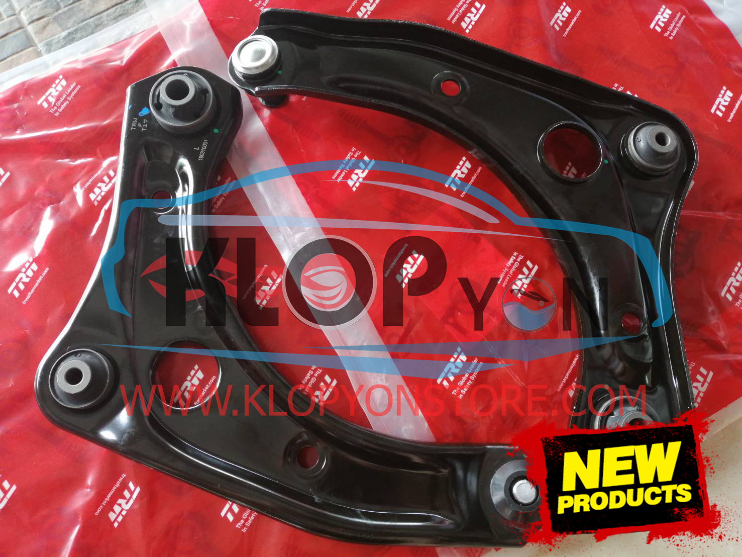 ปีกนกล่าง TRW (NISSAN MARCH/ALMERA) ***ราคาต่อข้าง