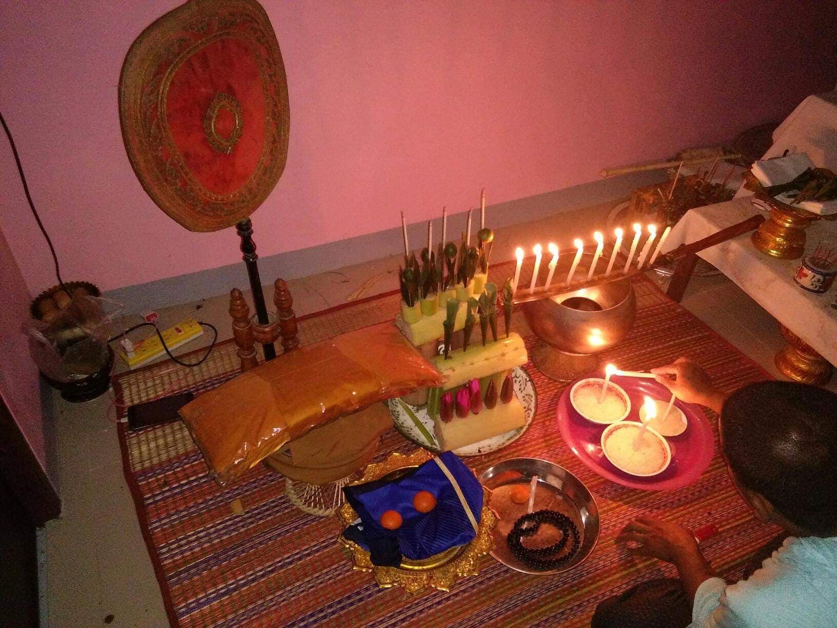 ฝาบาตรสะกดรัก อาจารย์เขมร