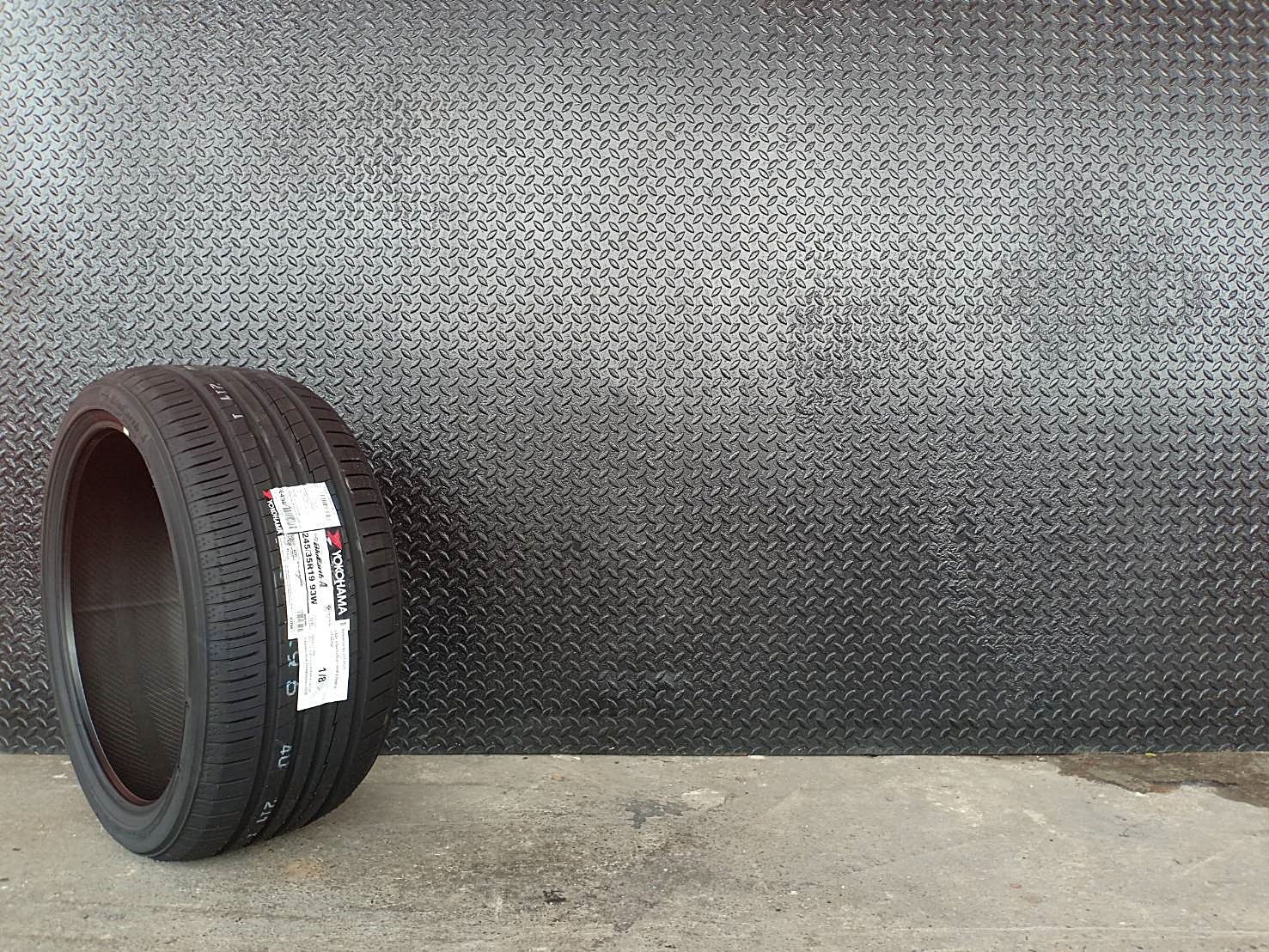 YOKOHAMA BluEarth AE-50 245/35R19 ยางญี่ปุ่น ปี19