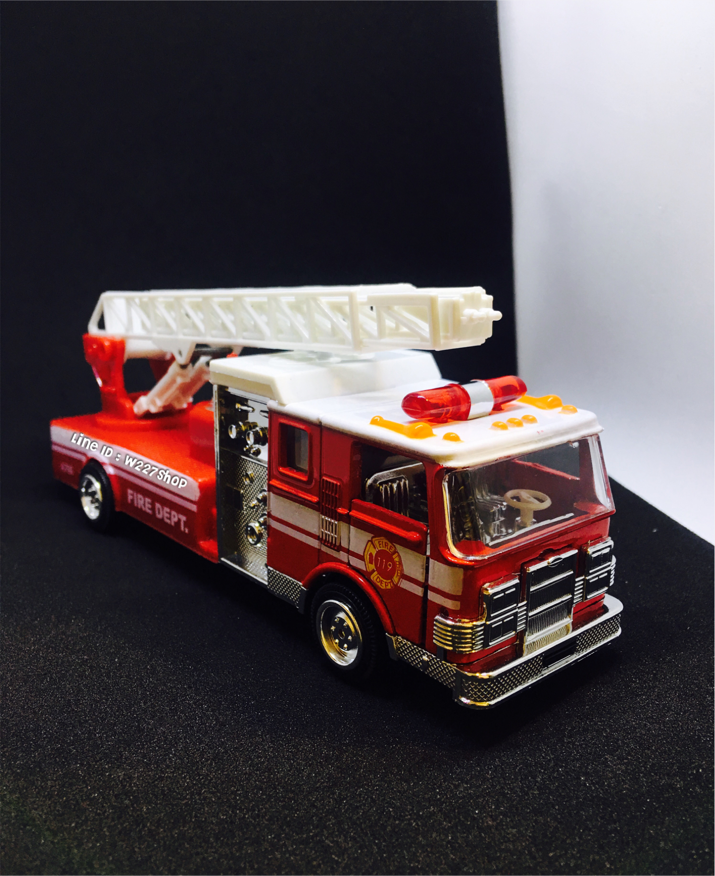 โมเดลรถเหล็ก รถดับเพลิง รถกู้ภัย มีเสียง มีไฟ (ปลีก-ส่ง)