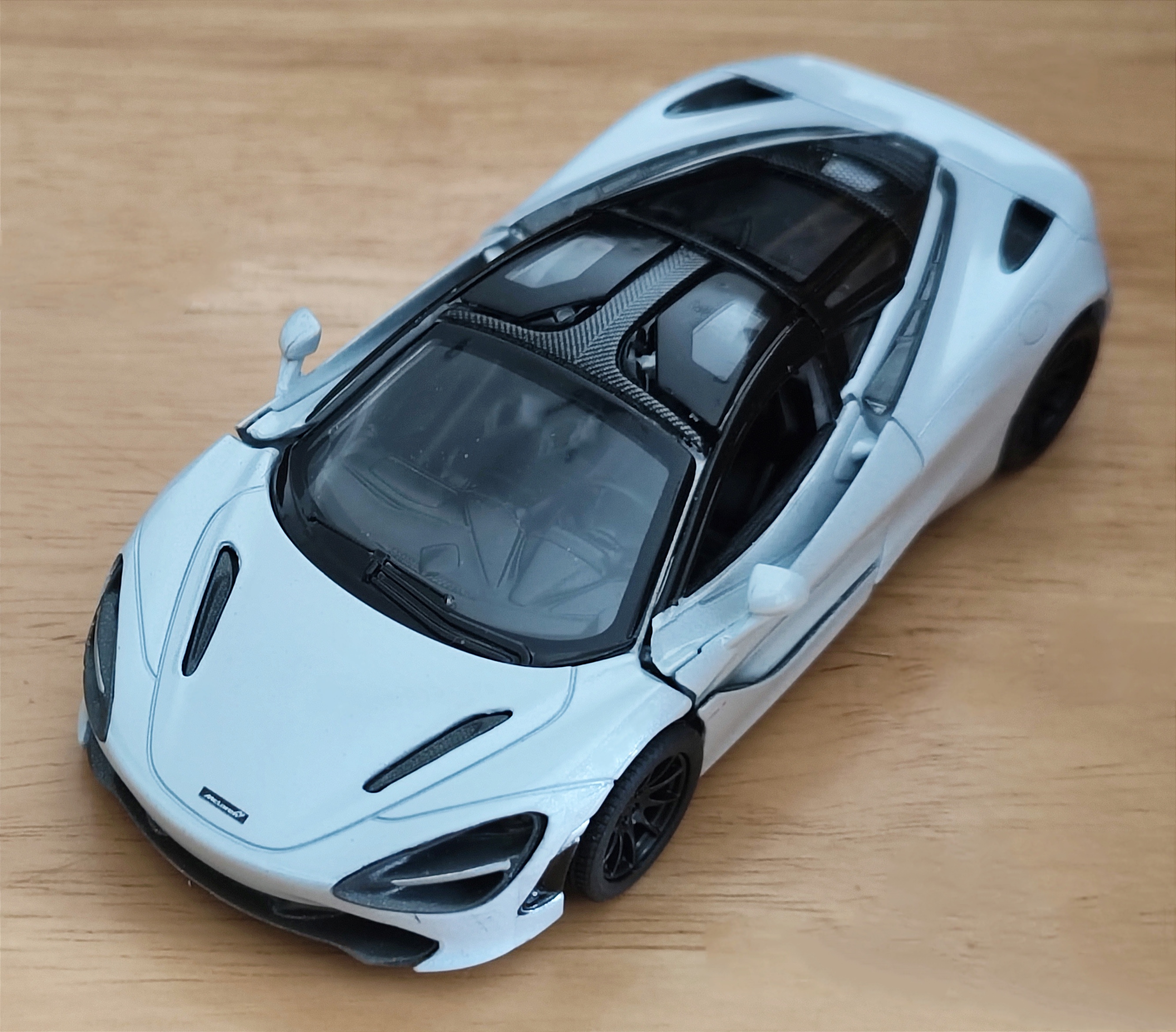 McLaren 720s Scale 1:36 โมเดลรถเหล็ก (ปลีก-ส่ง)
