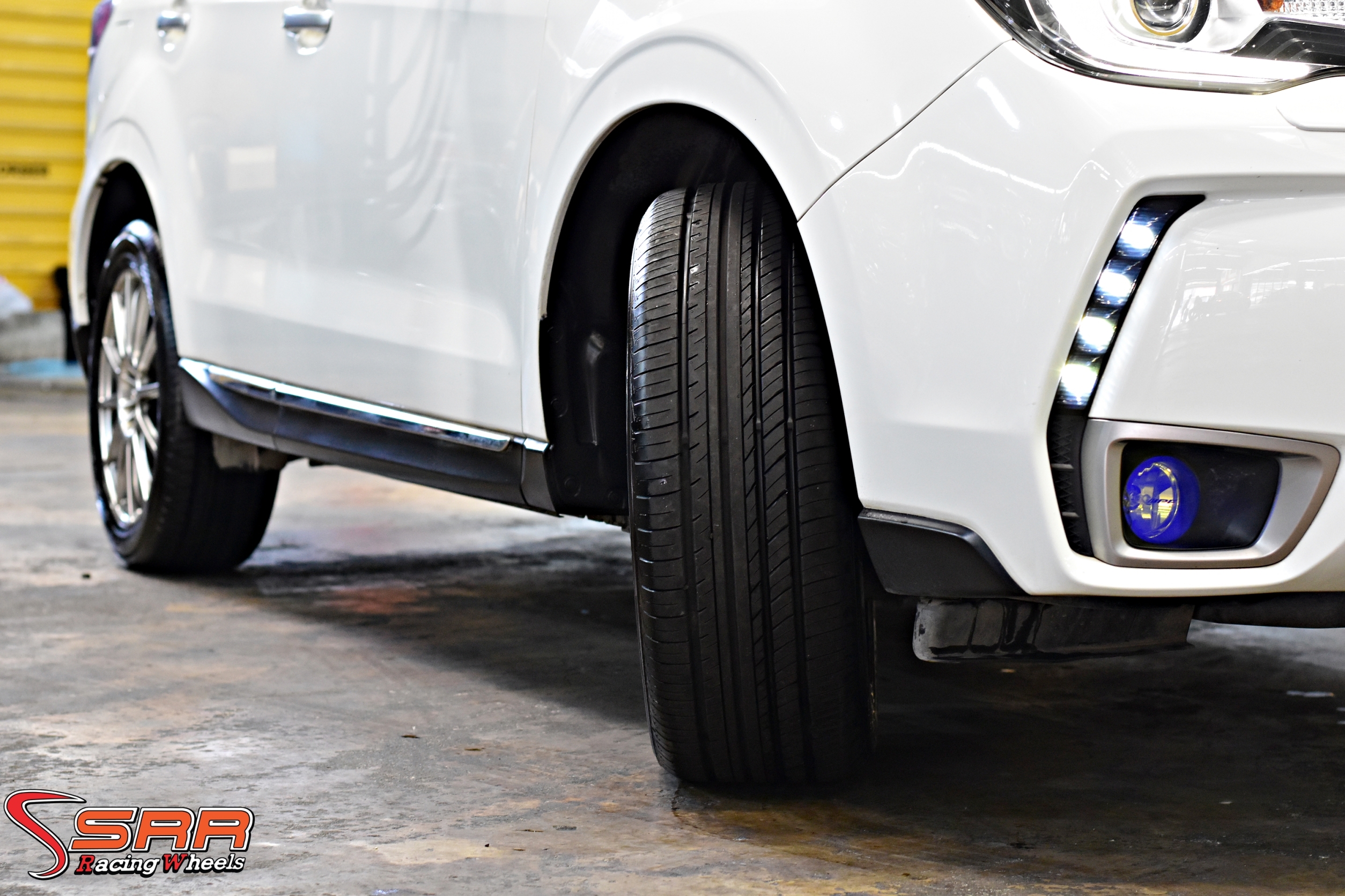 YOKOHAMA ADVAN dB V552 235/50R18 ยางปี20 ราคาพิเศษ