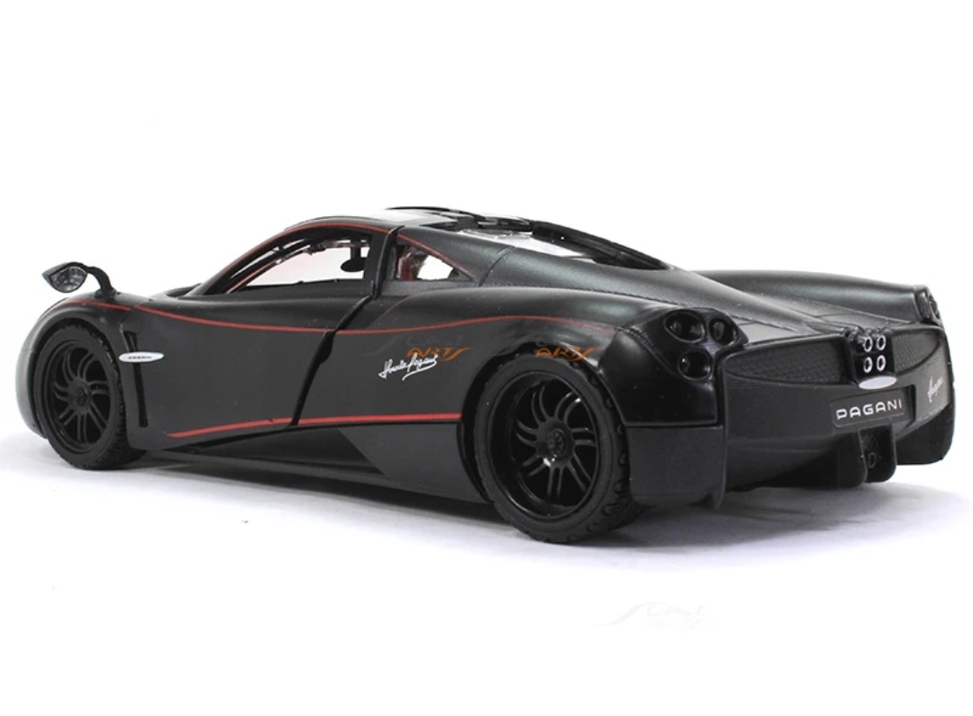 Pagani Huayra สีดำด้าน โมเดลรถเหล็ก scale 1:24 (ปลีก-ส่ง)
