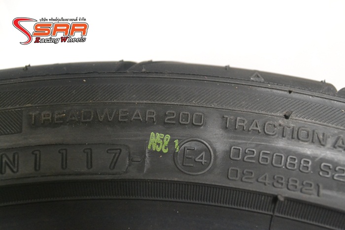 YOKOHAMA AD08R 205/45R17 เส้นละ 4,900 บาท