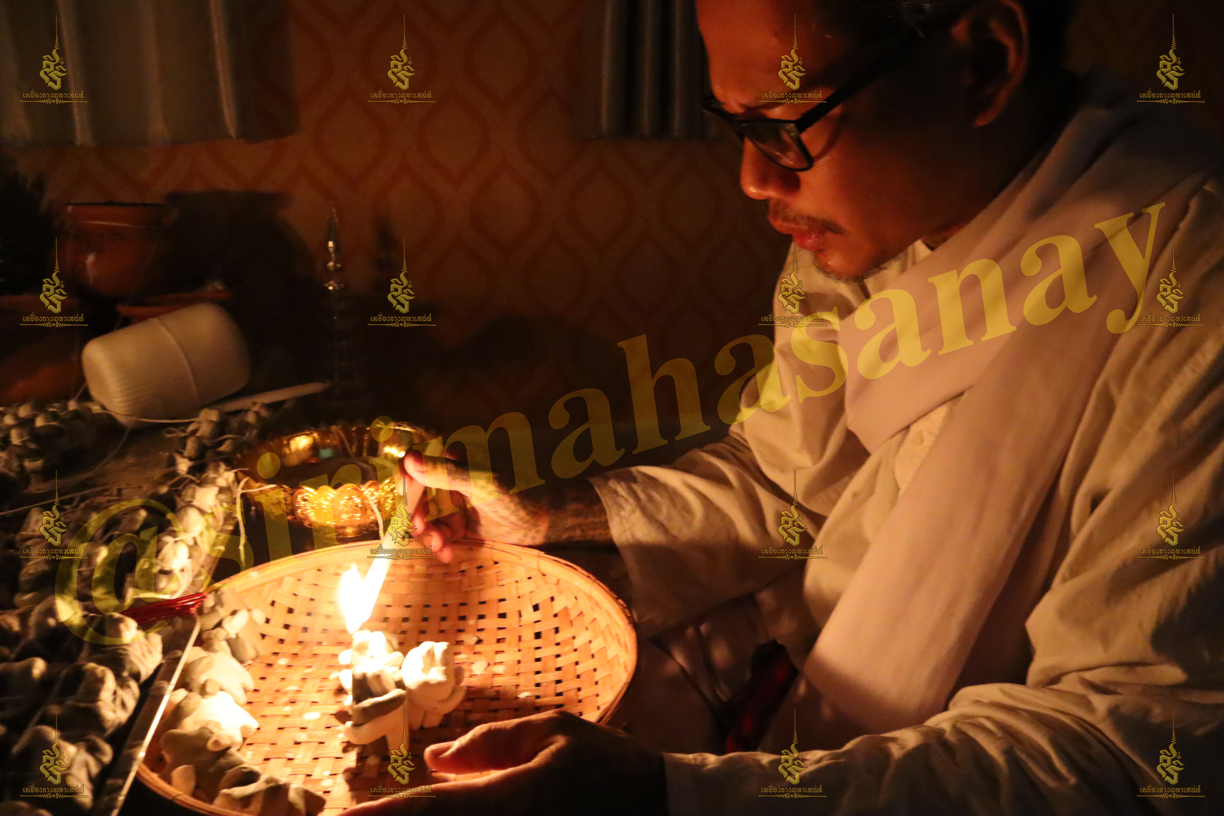 พิธีหุ่นรักคืนรัง อ.เทพประทานพร V1