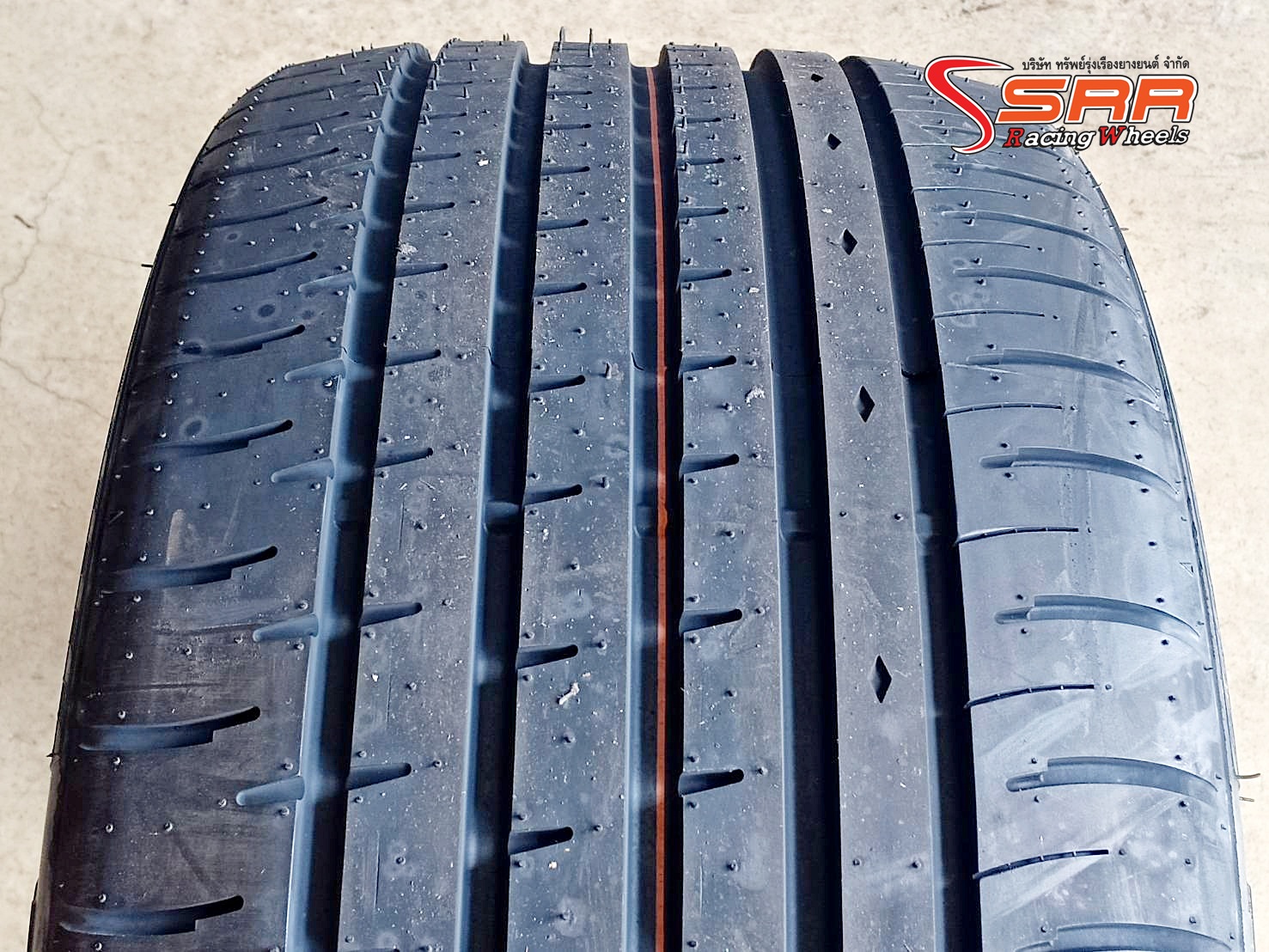 ACCELERA PHI-2 275/35ZR19 ยางเข้าใหม่ปี20 ราคาพิเศษ