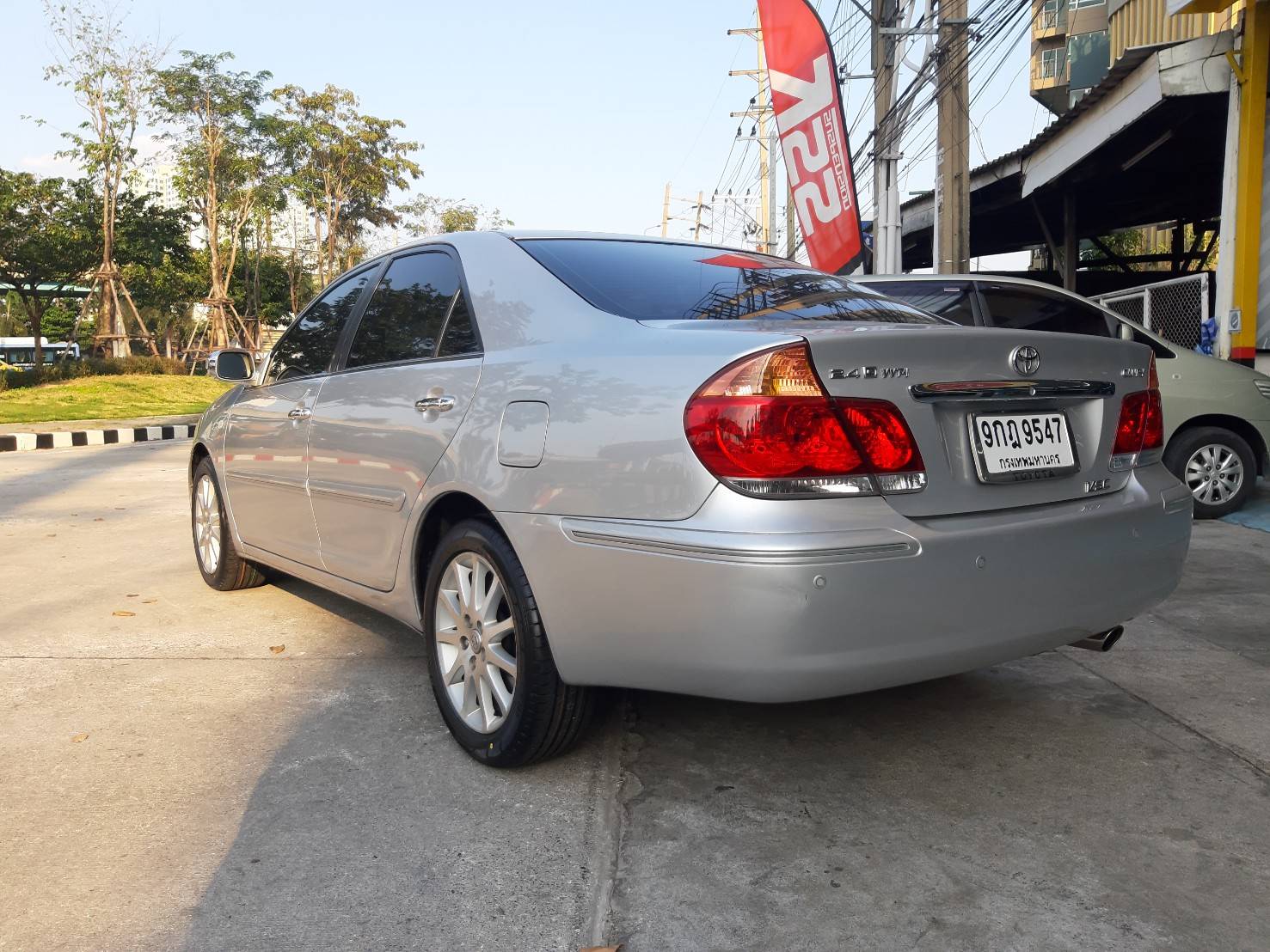 DUNLOP SP SPORT MAXX 050 215/55R17 ยางญี่ปุ่นลดราคาพิเศษ