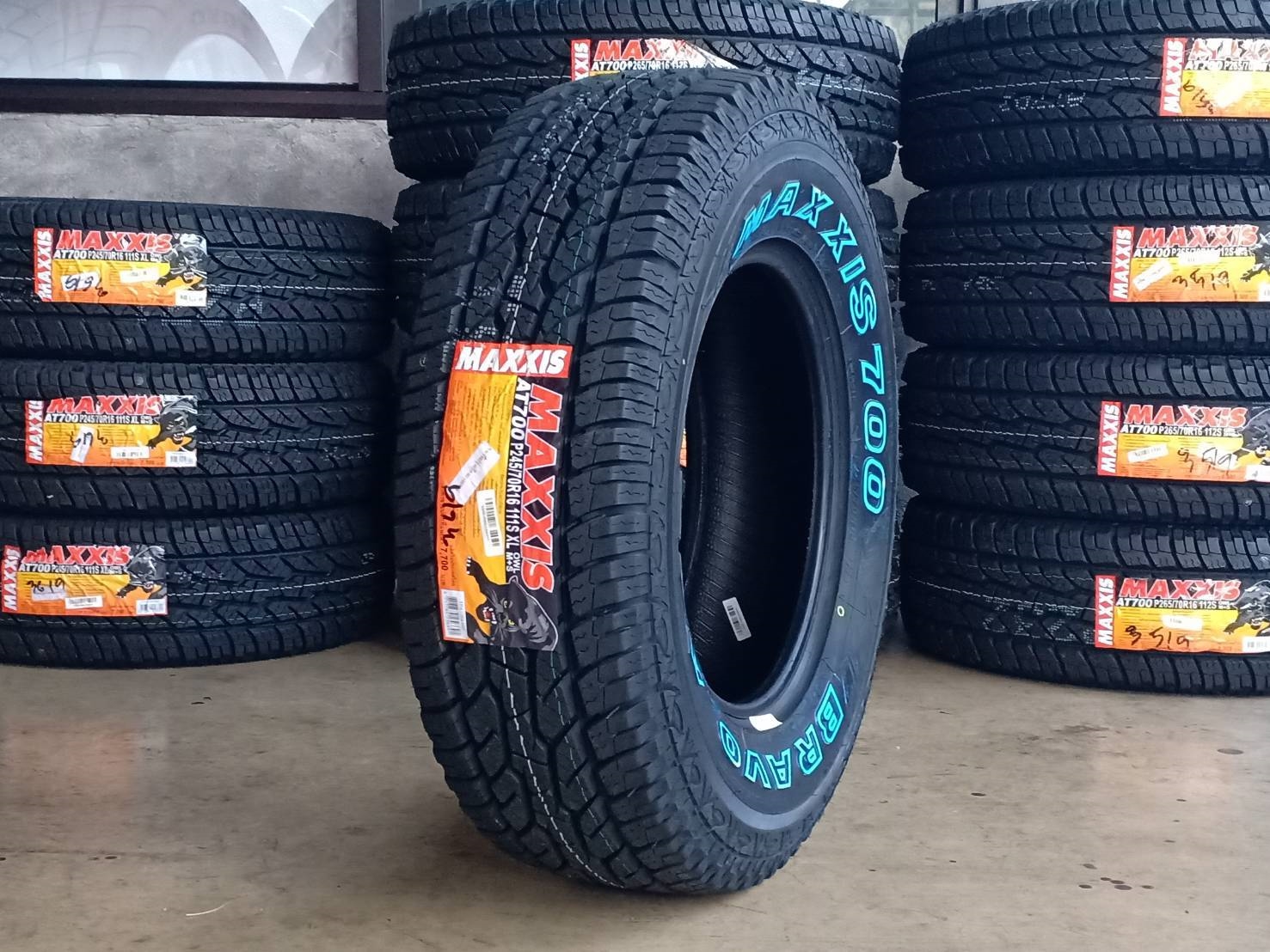 MAXXIS AT700 245/70R16 ยางใหม่ปี19 ราคาพิเศษ