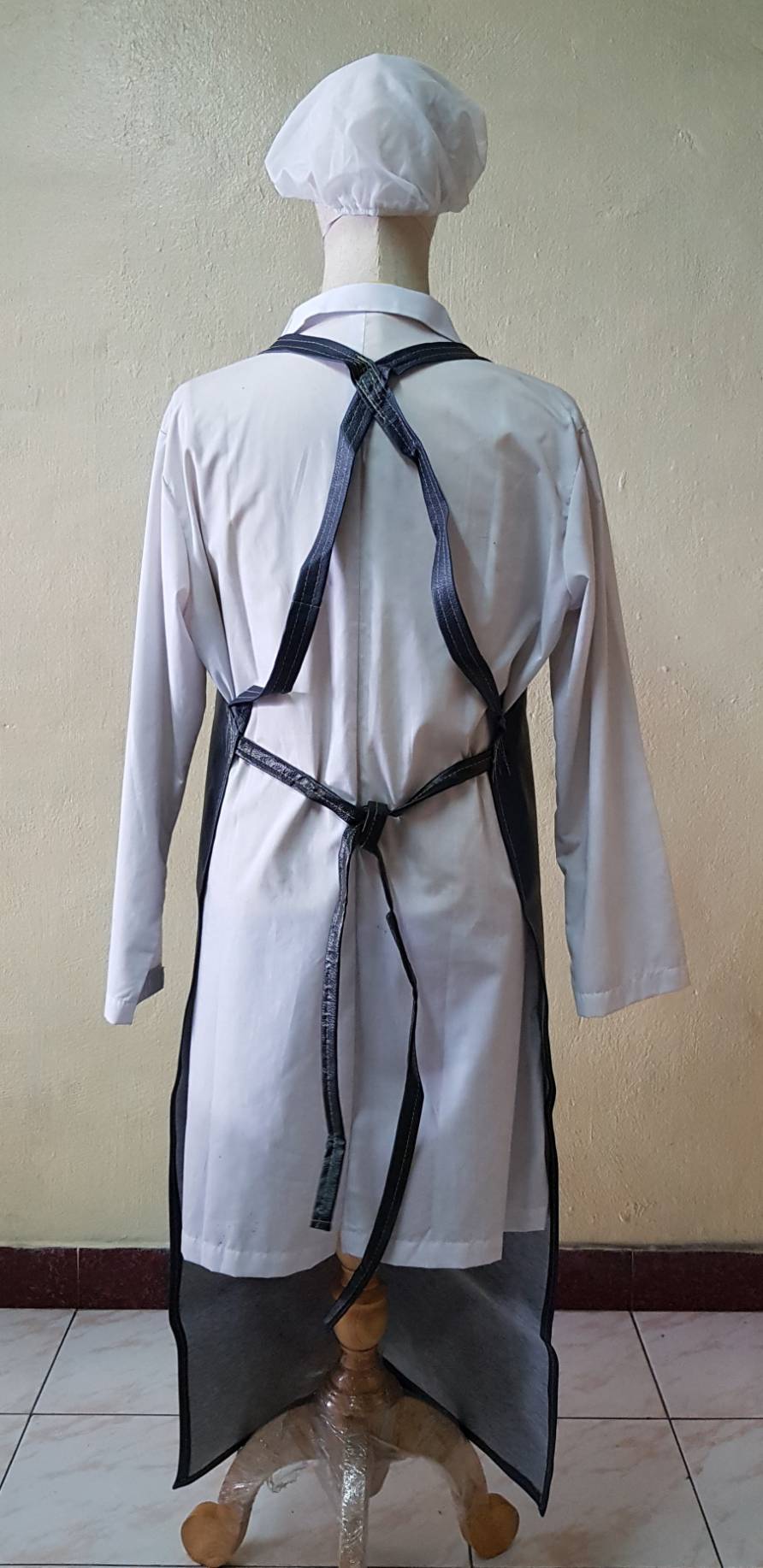 ผ้ากันเปื้อนหนังเทียม ยาวถึงข้อเท้า กันน้ำ กันน้ำมัน # สีกรมท่าหนา700g