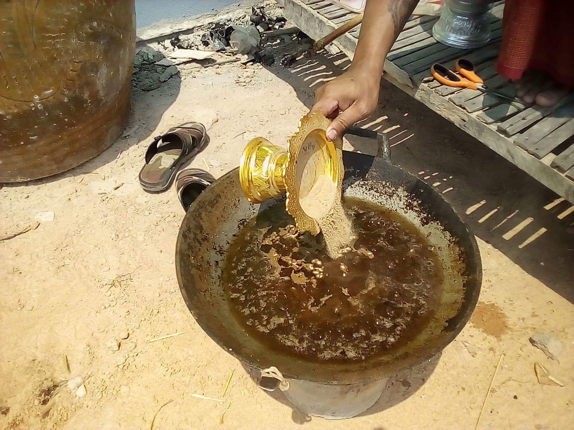 สีผึ้งพรายงูกุเลน อาจารย์เขมร (FL)