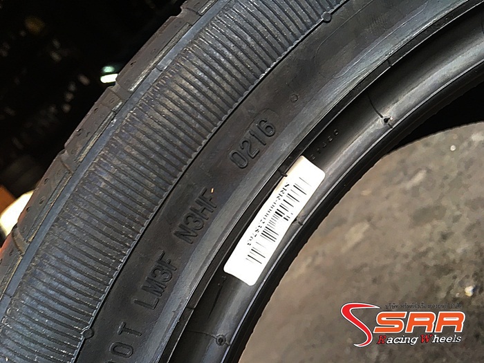 CONTINENTAL 4X4SportContact LR 275/40R20