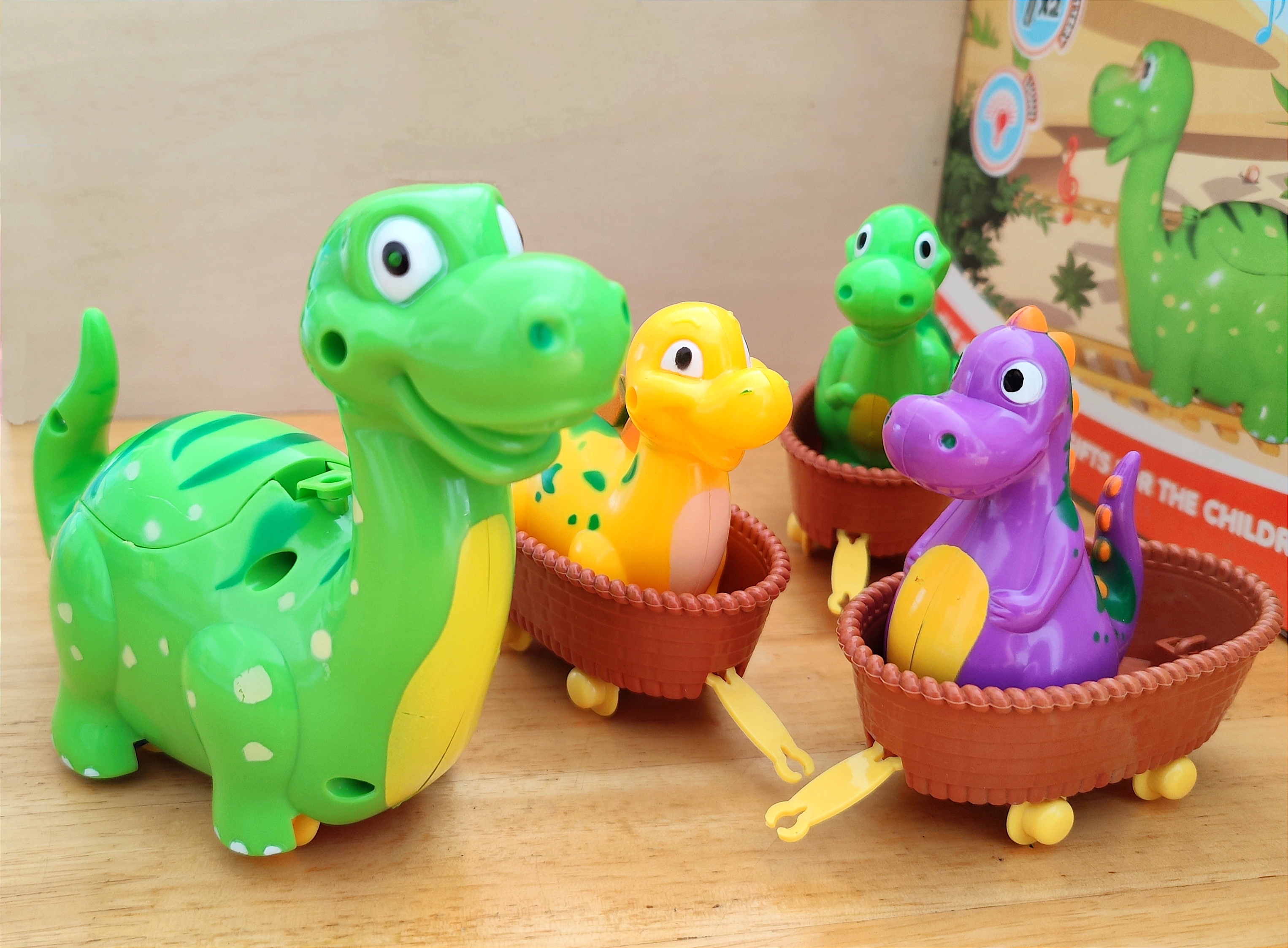 ไดโนเสาร์วิ่งราง