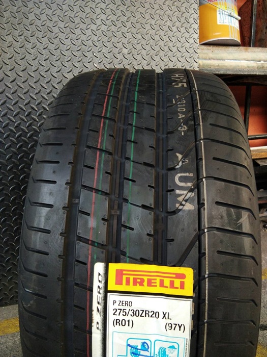 PIRELLI P ZERO (R01) 275/30ZR20