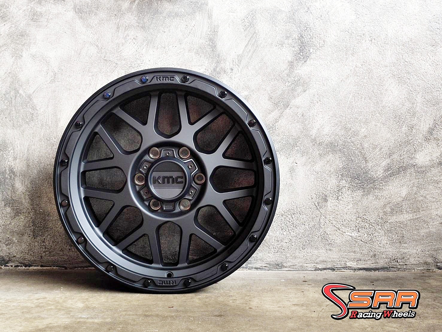 KM535 KMC 18x8.5 6H139.7 ET+0 M-BLK ราคาพิเศษ ที่SRR