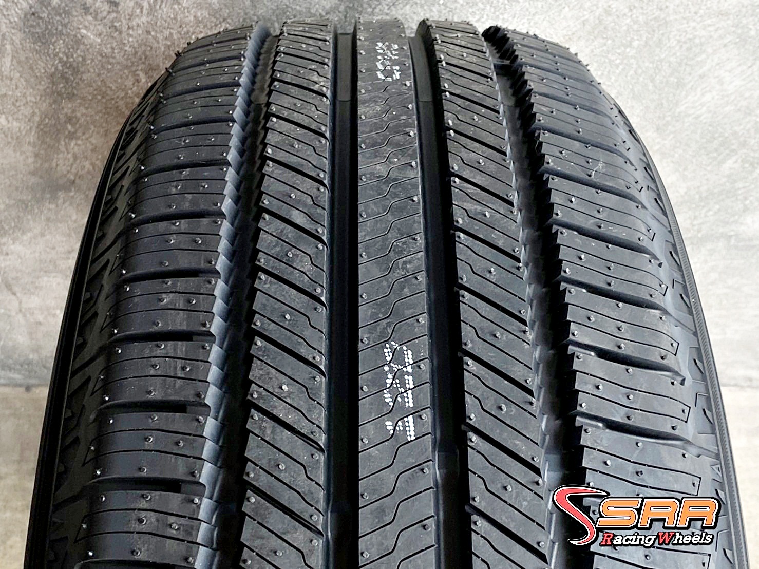 YOKOHAMA GEOLANDAR CV G058 235/55R19 ยางใหม่ปี21 ราคาพิเศษ
