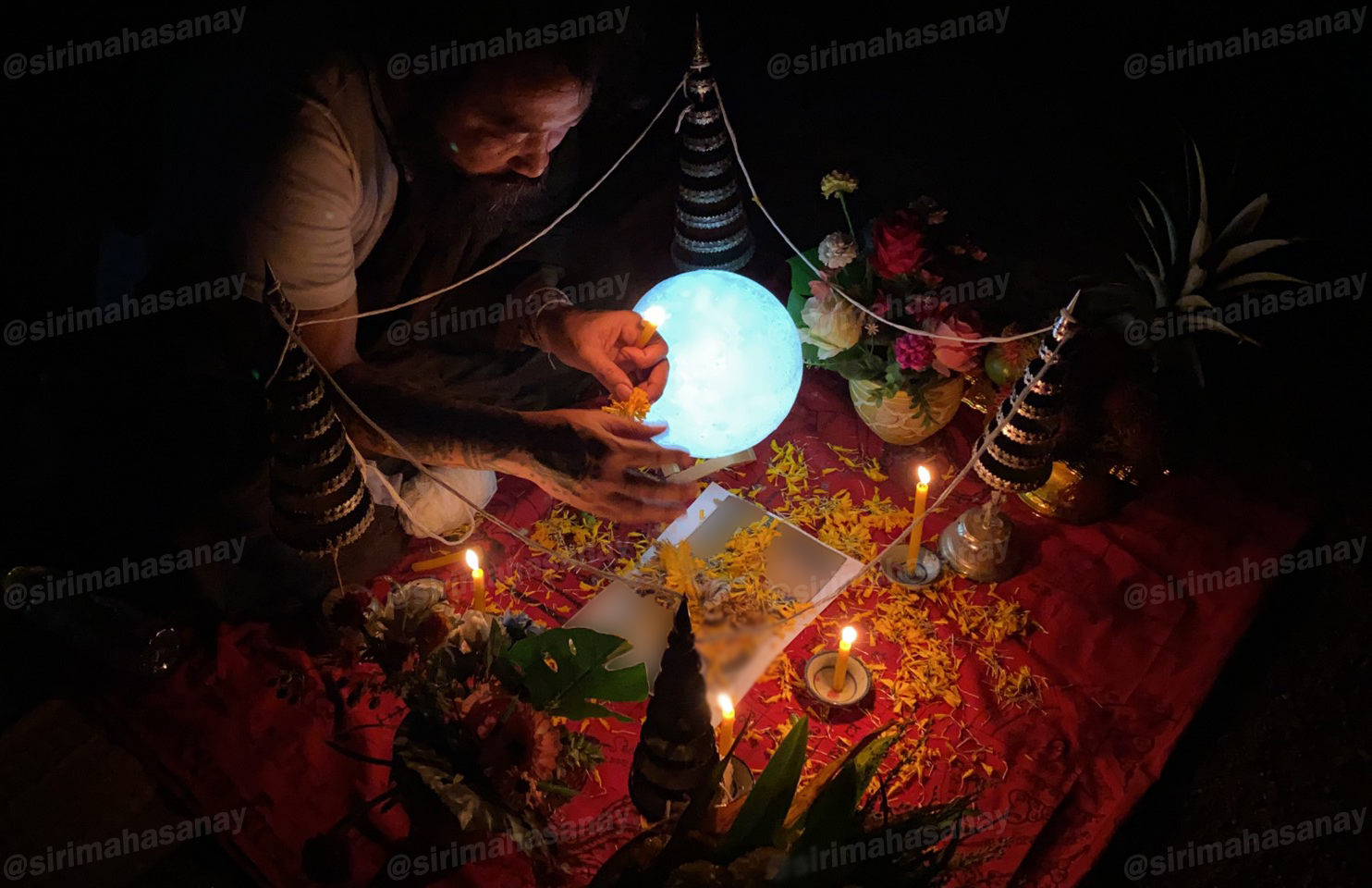 พิธีมนต์เสน่ห์จันทร์ อาจารย์เดี่ยว สุทธิกาโร สำนักสักยันต์เข็มเสน่ห์บูรพา